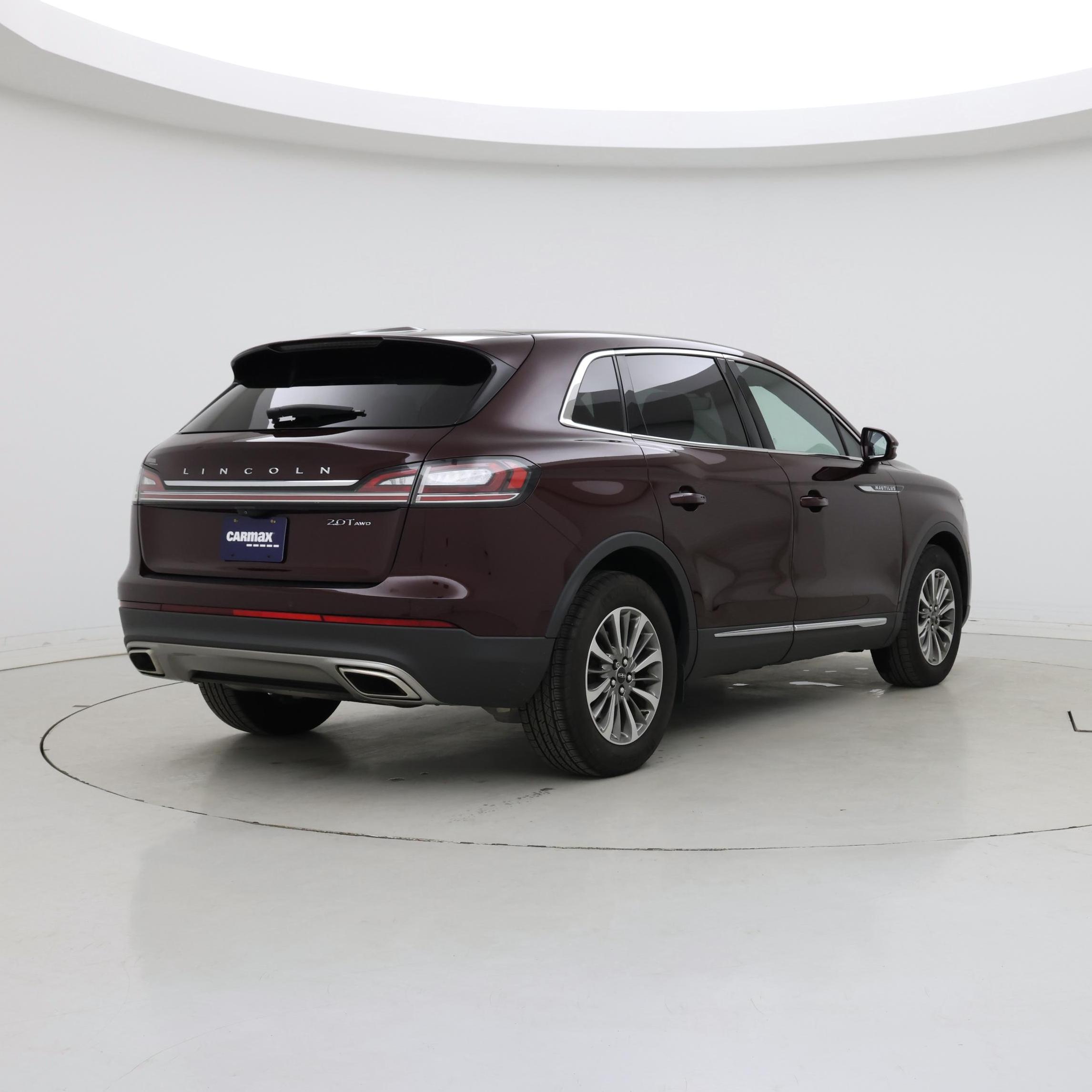 Thumbnail: 2020 Lincoln Nautilus - 8