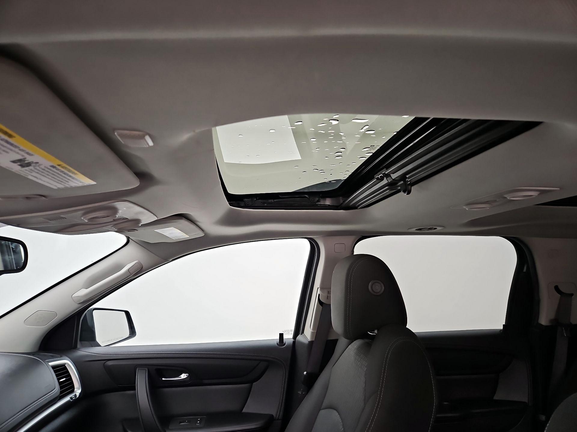 Thumbnail: 2015 GMC Acadia - 19
