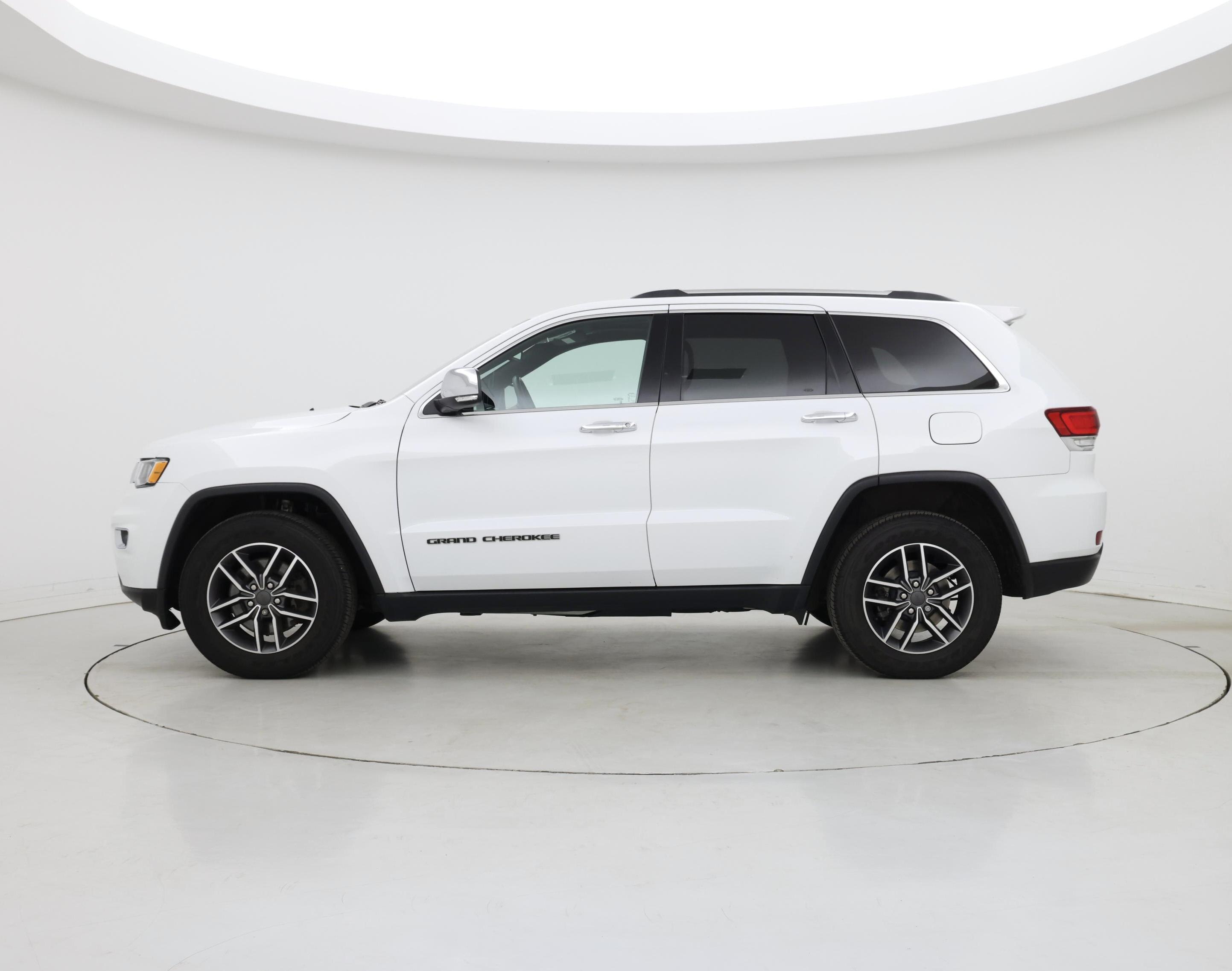 Thumbnail: 2021 Jeep Grand Cherokee - 3