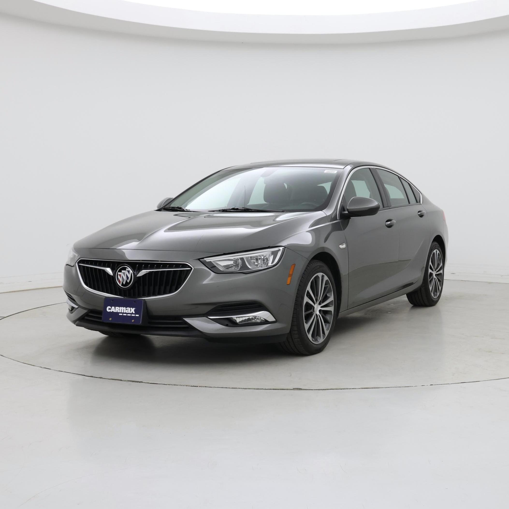 Thumbnail: 2018 Buick Regal - 4