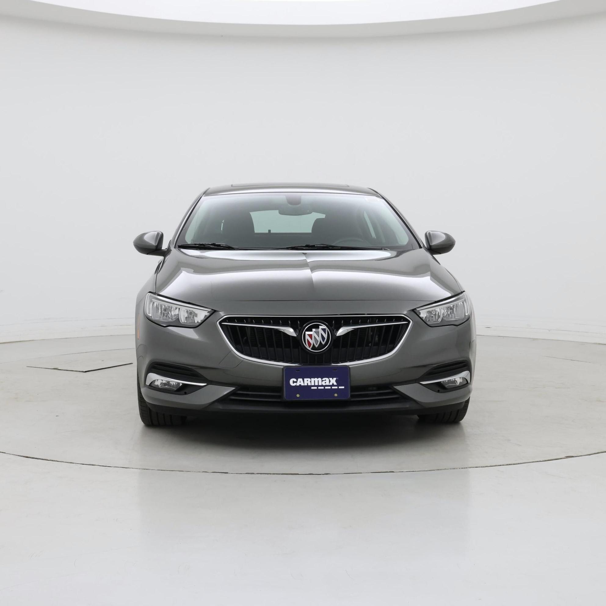 Thumbnail: 2018 Buick Regal - 5