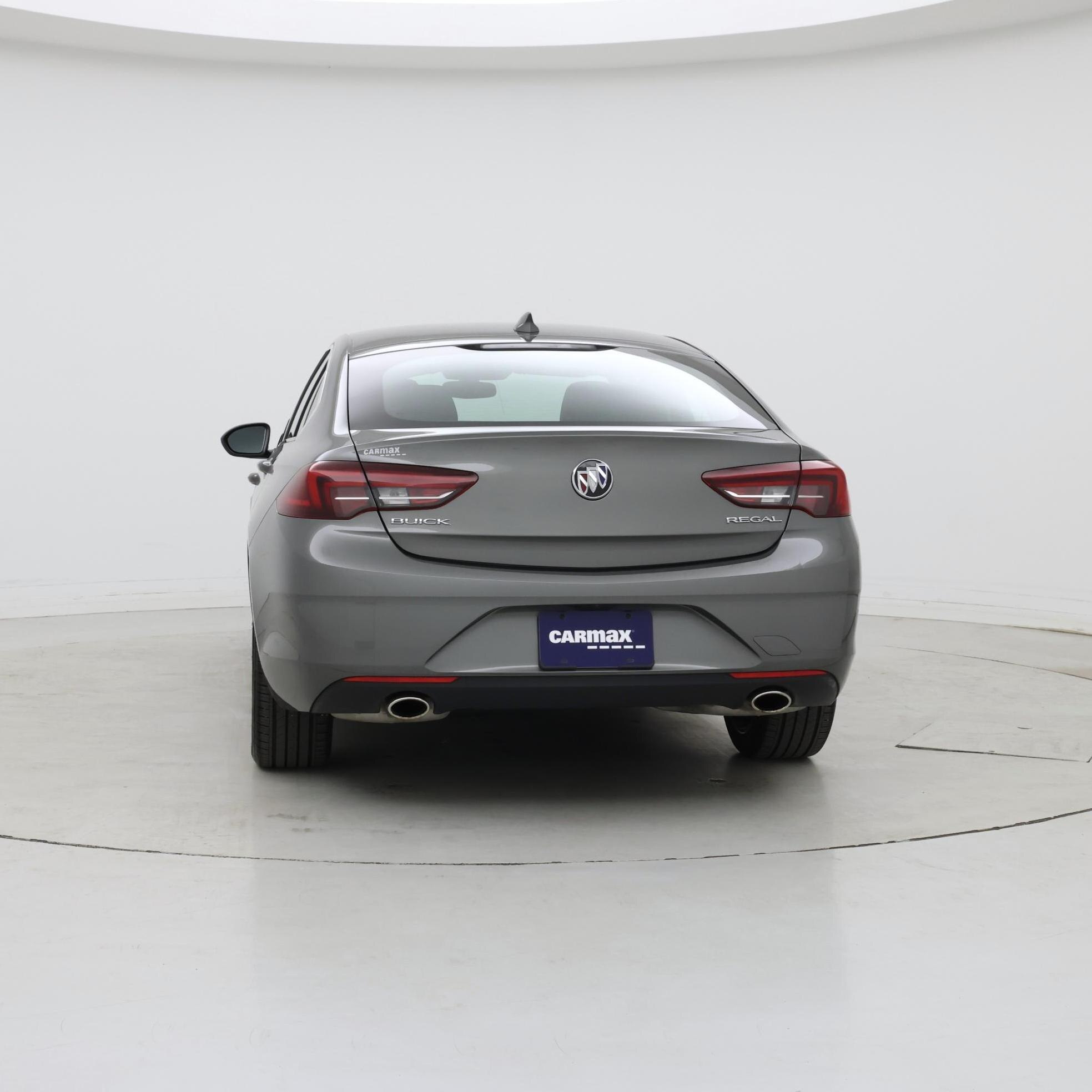 Thumbnail: 2018 Buick Regal - 6