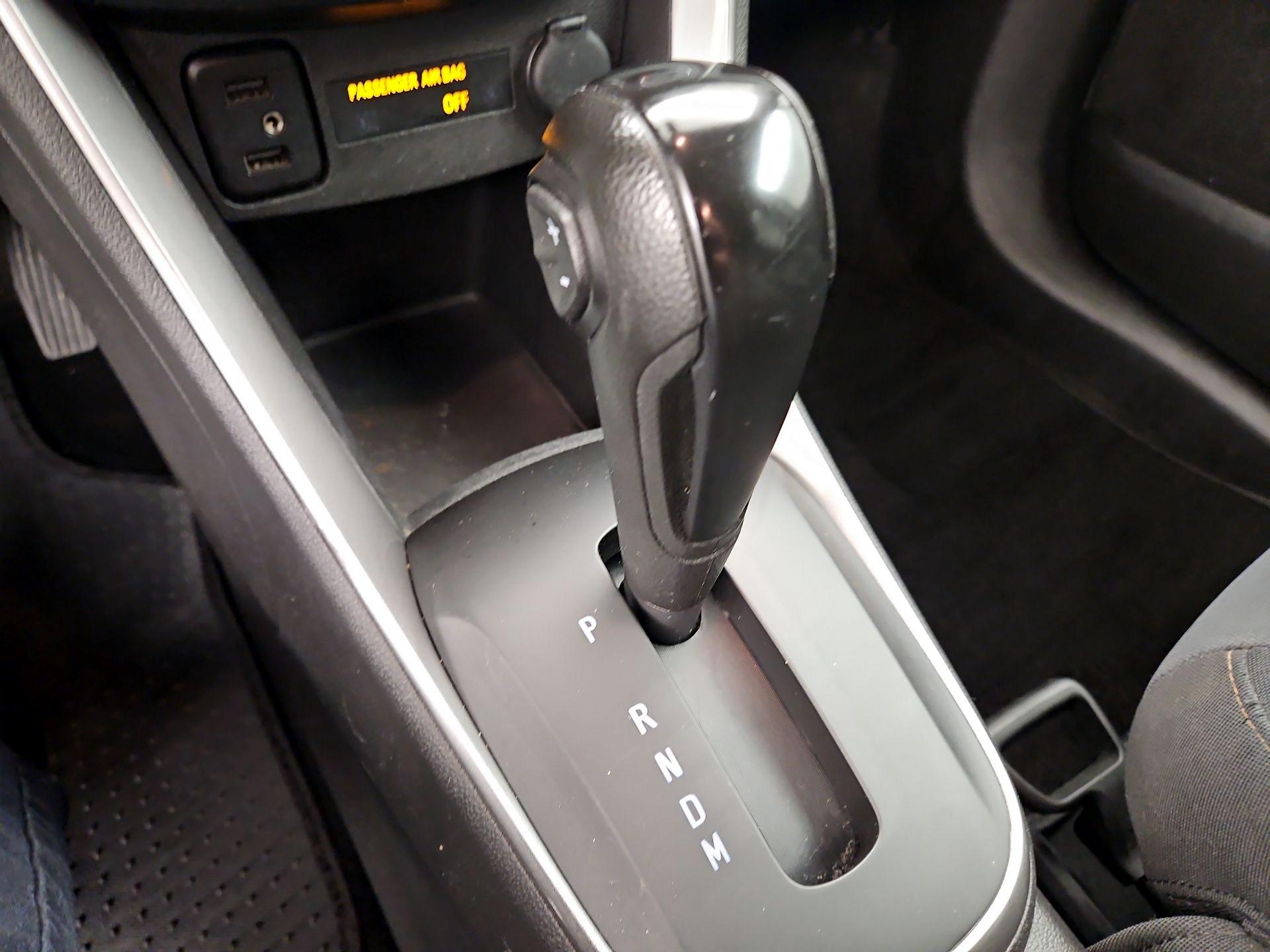 Thumbnail: 2020 Chevrolet Trax - 17