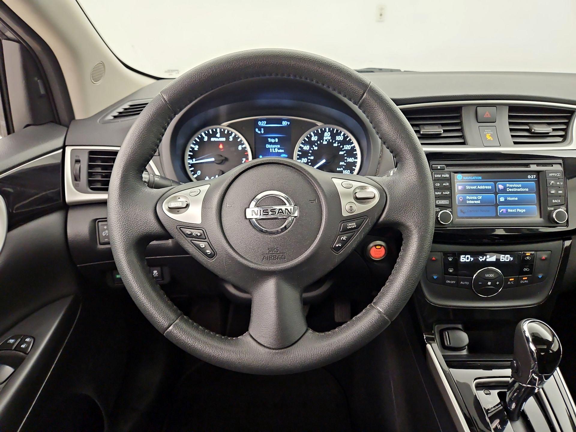 Thumbnail: 2018 Nissan Sentra - 10