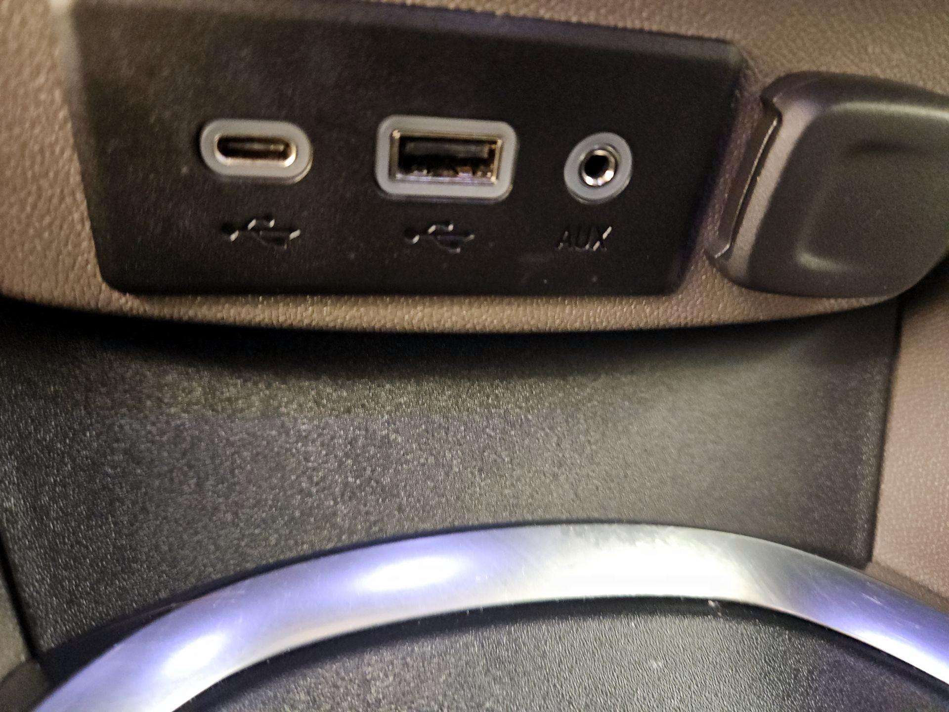 Thumbnail: 2022 Chevrolet Malibu - 18