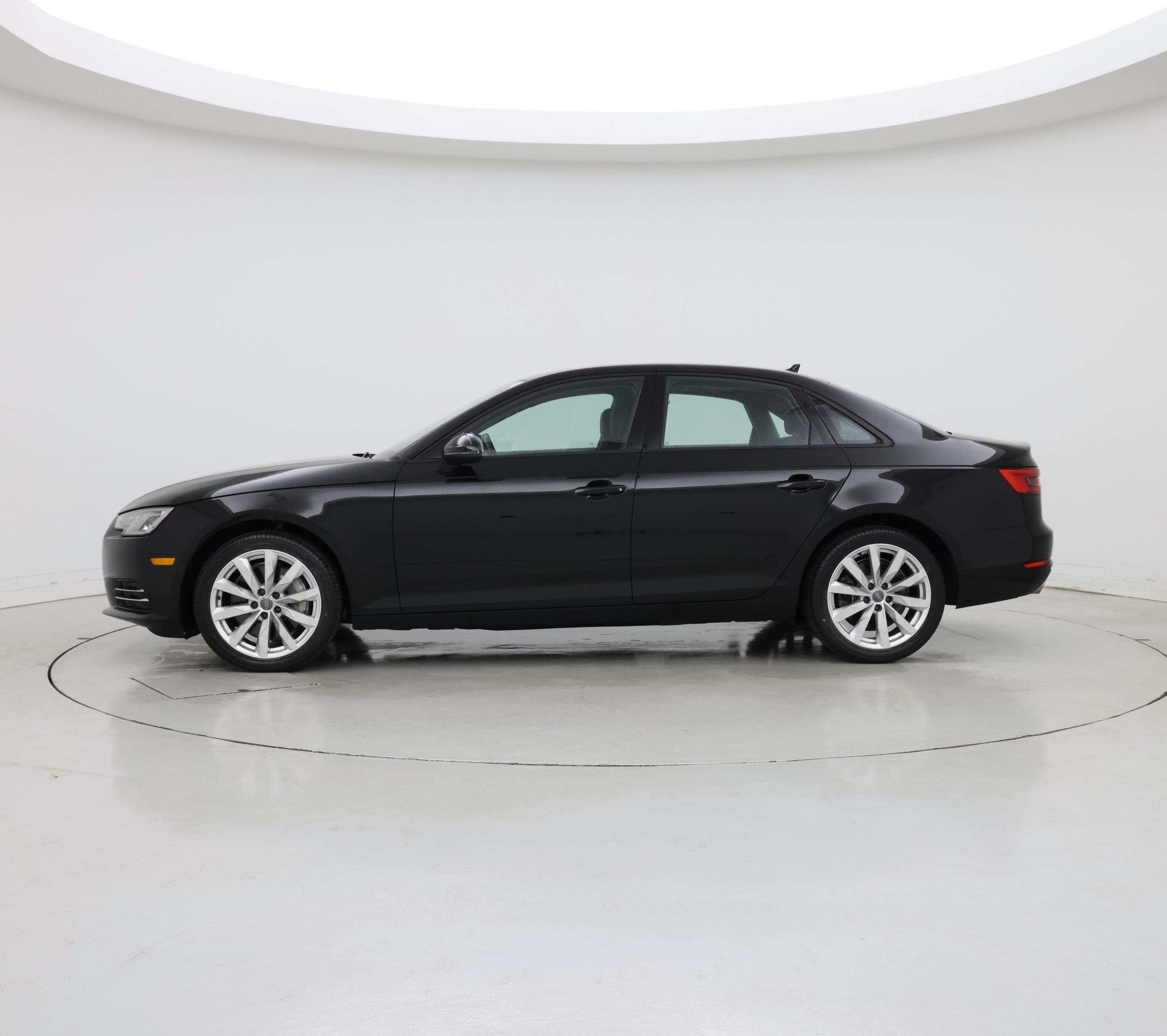 Thumbnail: 2017 Audi A4 - 3