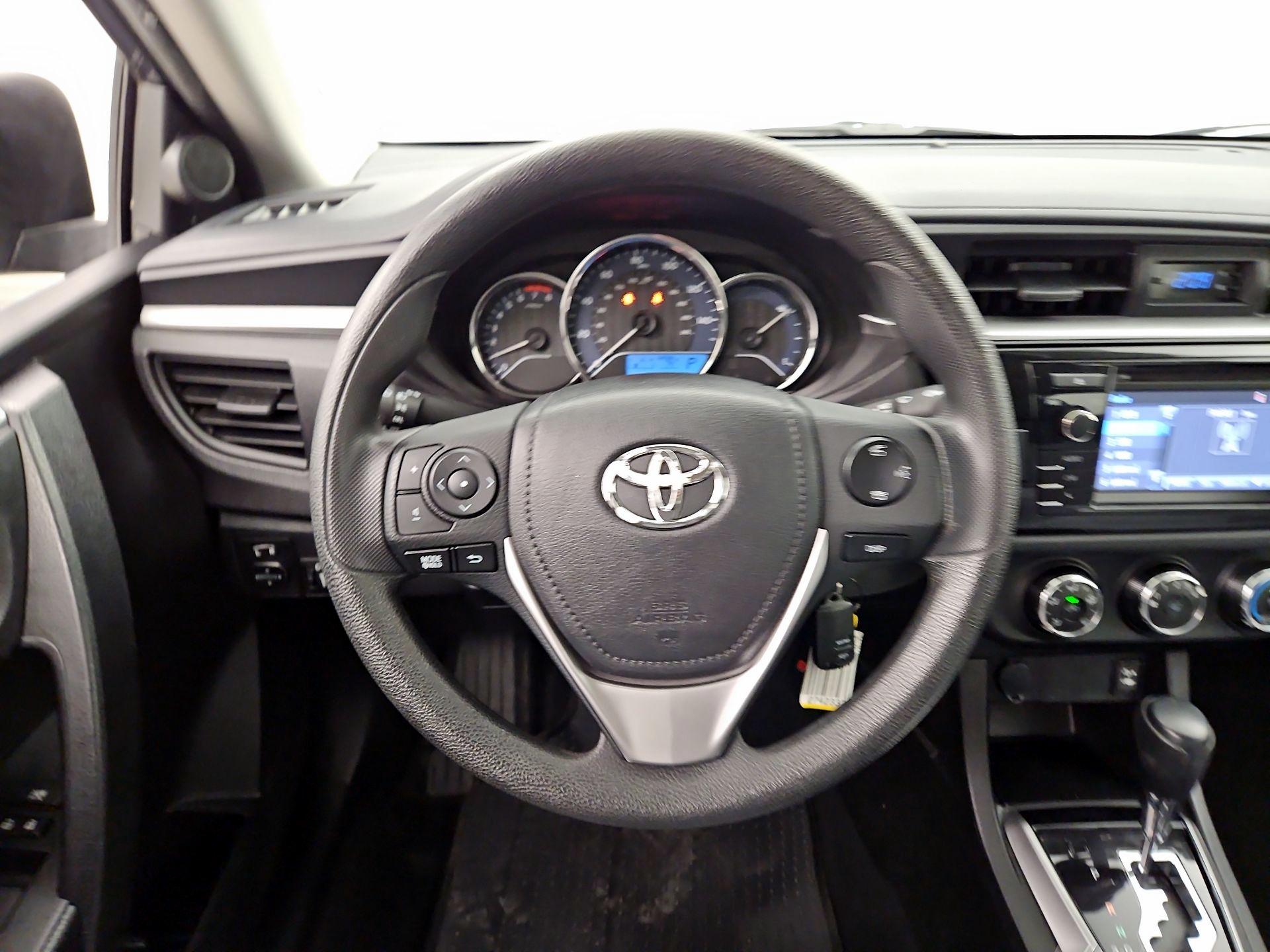 Thumbnail: 2016 Toyota Corolla - 10