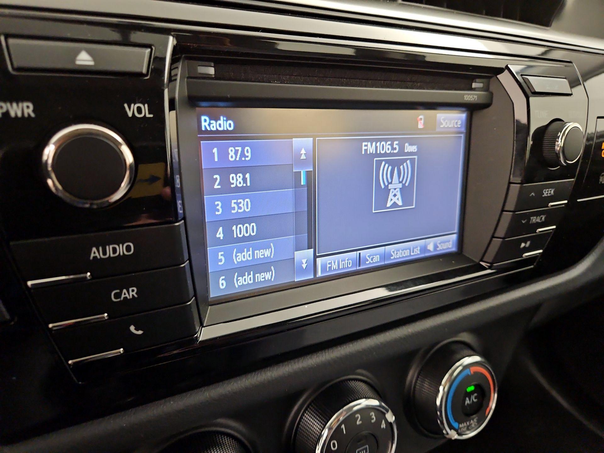 Thumbnail: 2016 Toyota Corolla - 14