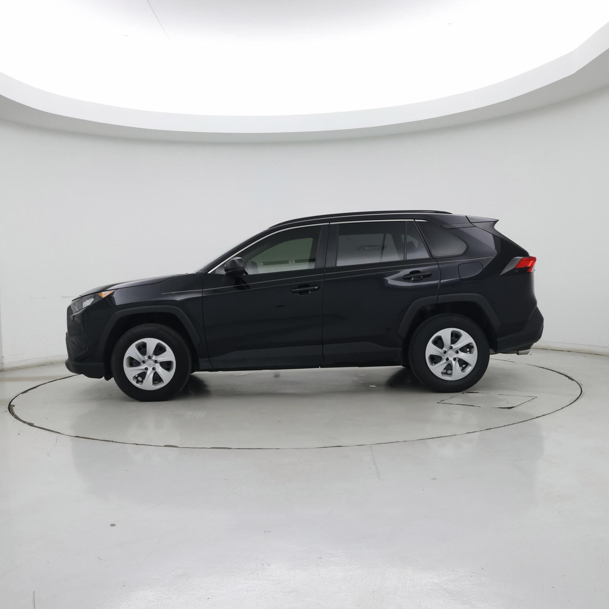 Thumbnail: 2020 Toyota RAV4 - 3