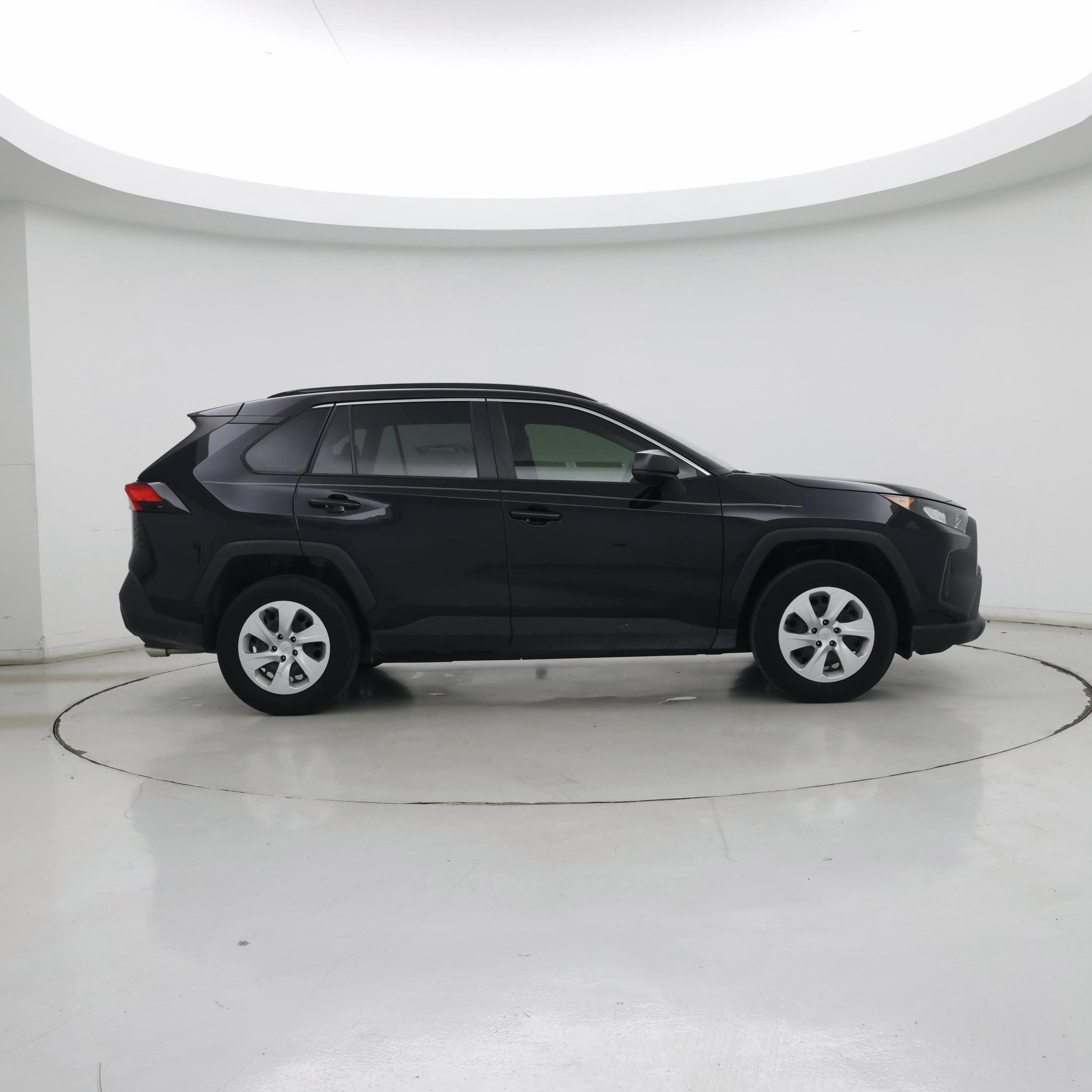 Thumbnail: 2020 Toyota RAV4 - 7