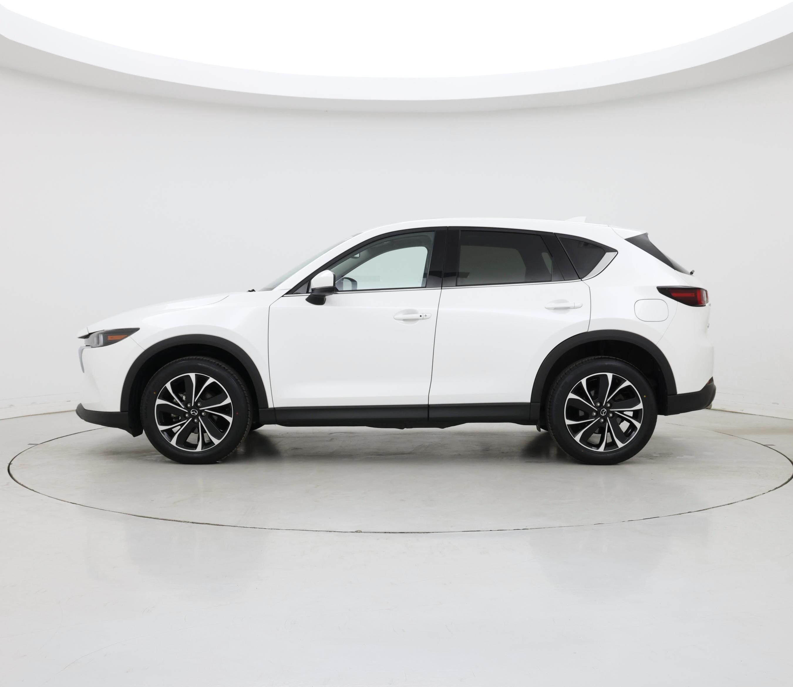 Thumbnail: 2022 Mazda CX-5 - 3