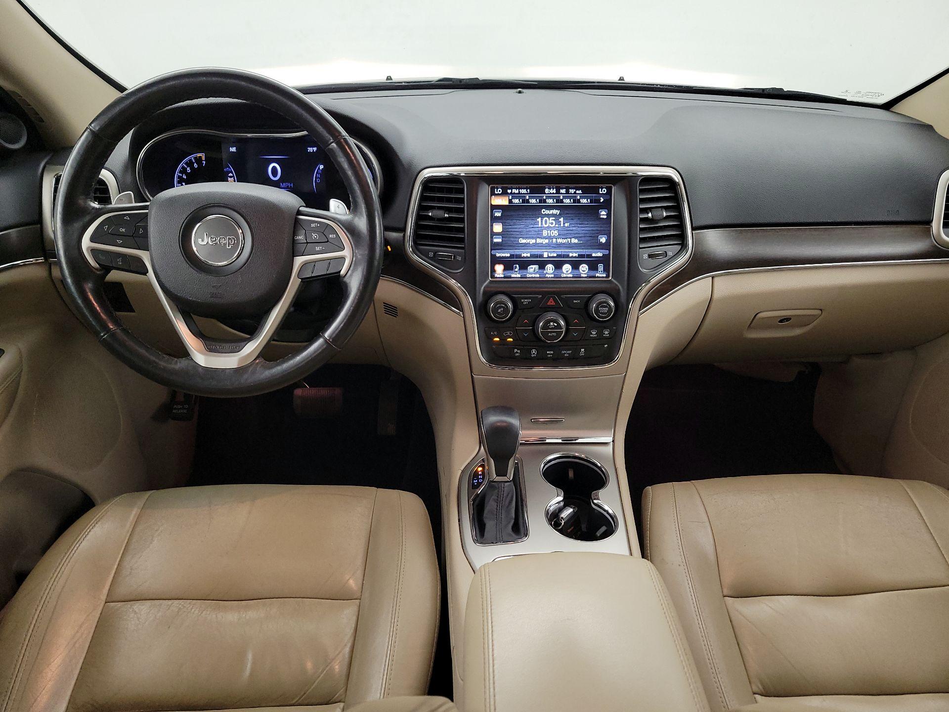 Thumbnail: 2016 Jeep Grand Cherokee - 9