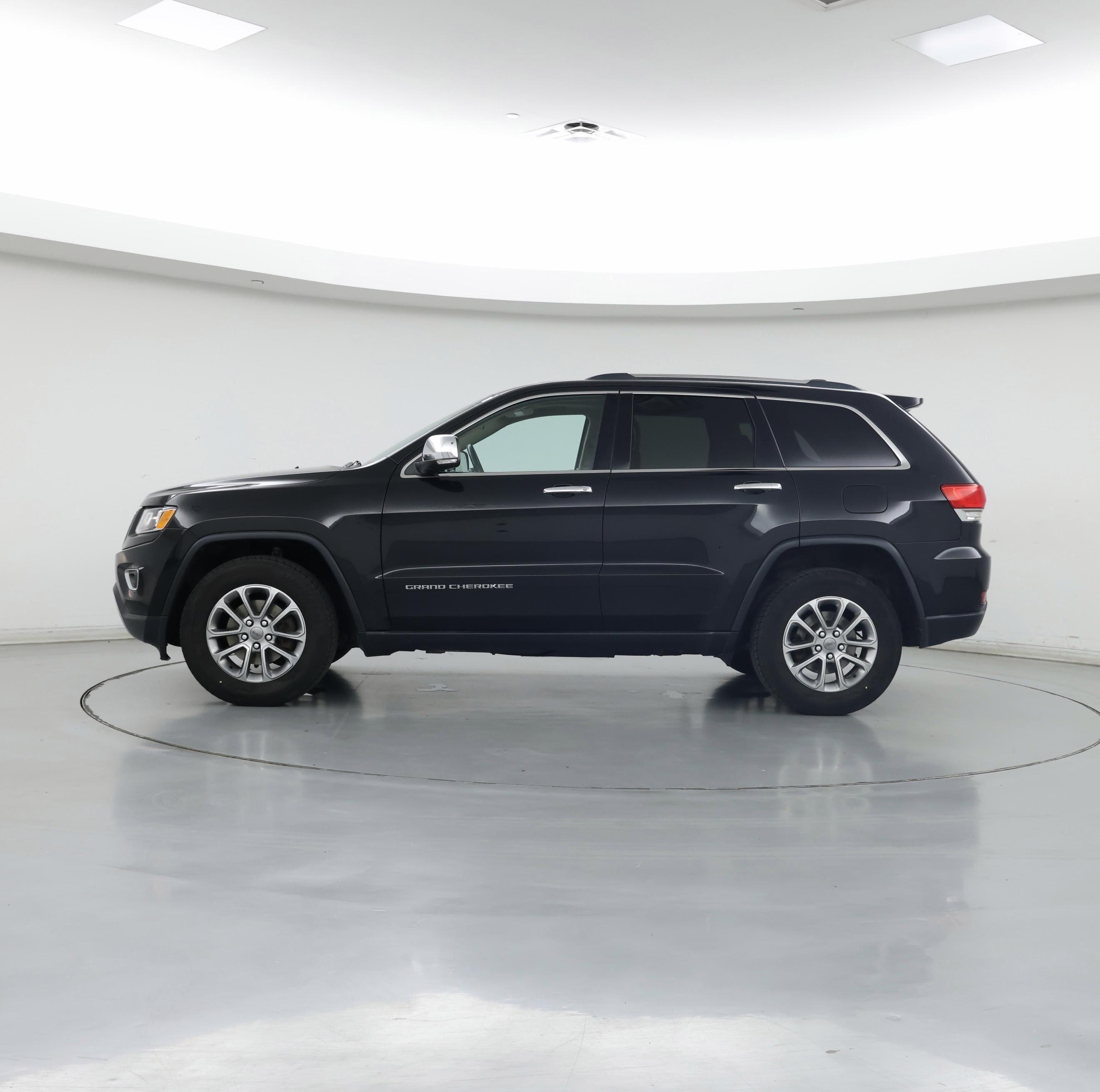 Thumbnail: 2016 Jeep Grand Cherokee - 3