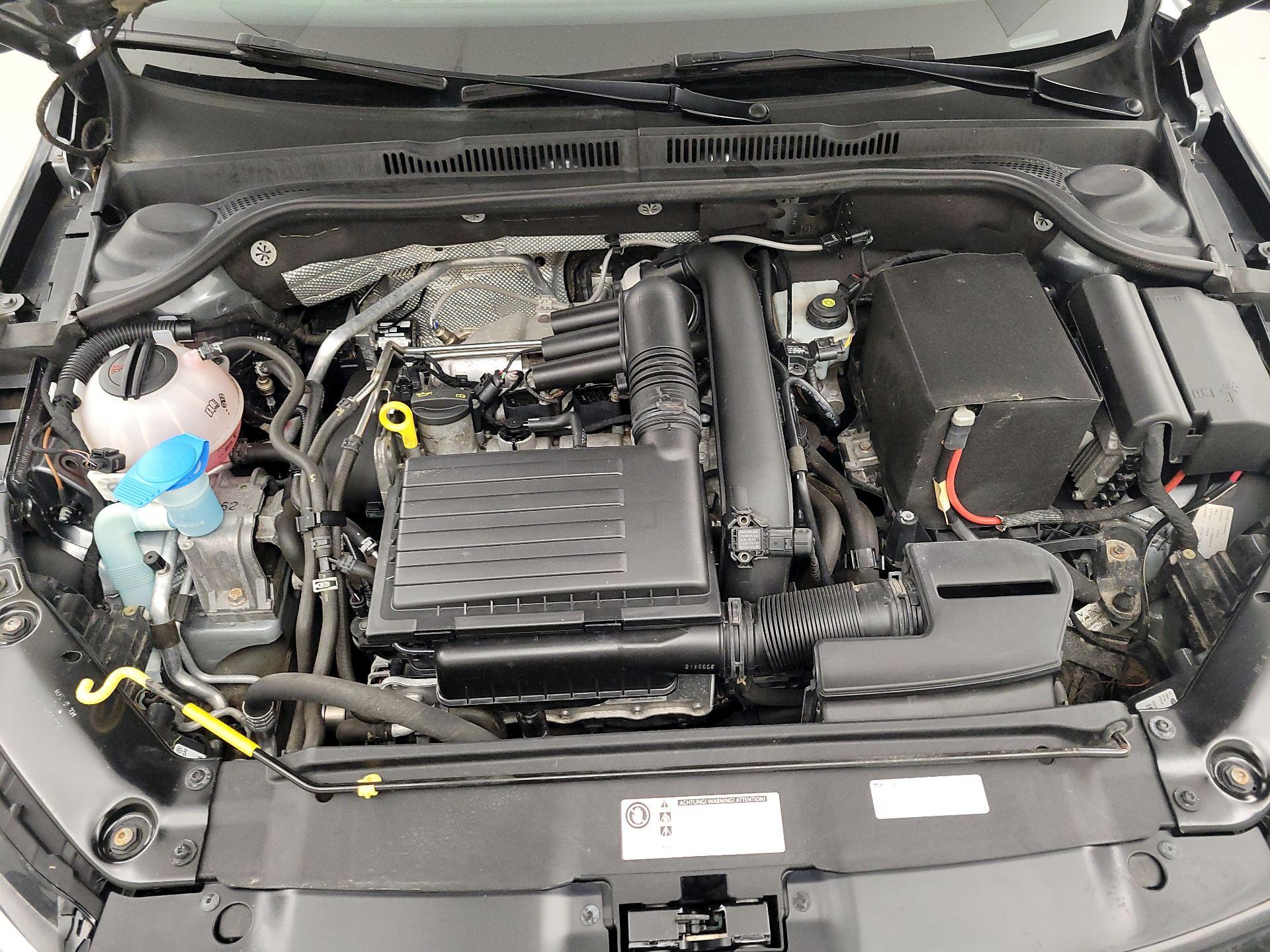 Thumbnail: 2016 Volkswagen Jetta - 20