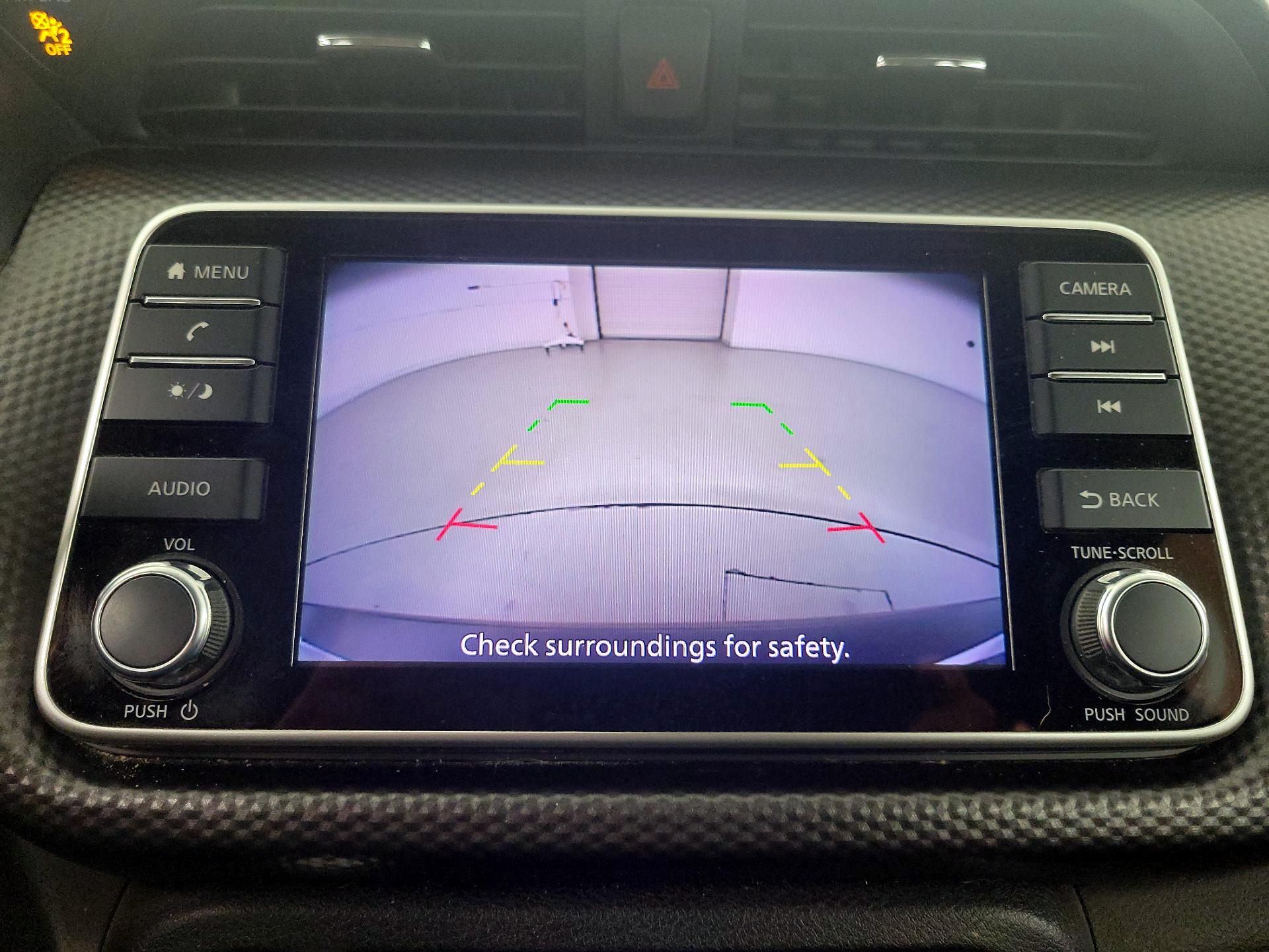 Thumbnail: 2019 Nissan Kicks - 14