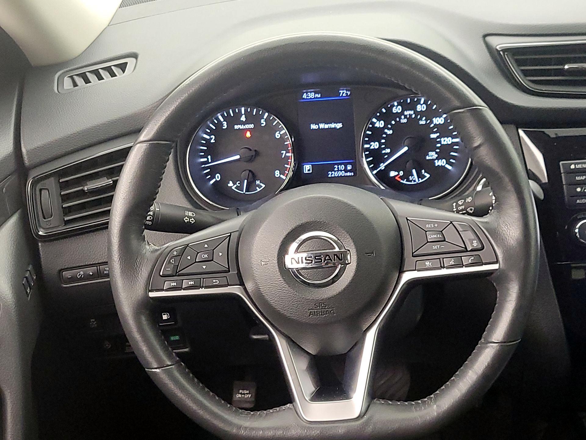Thumbnail: 2018 Nissan Rogue - 10