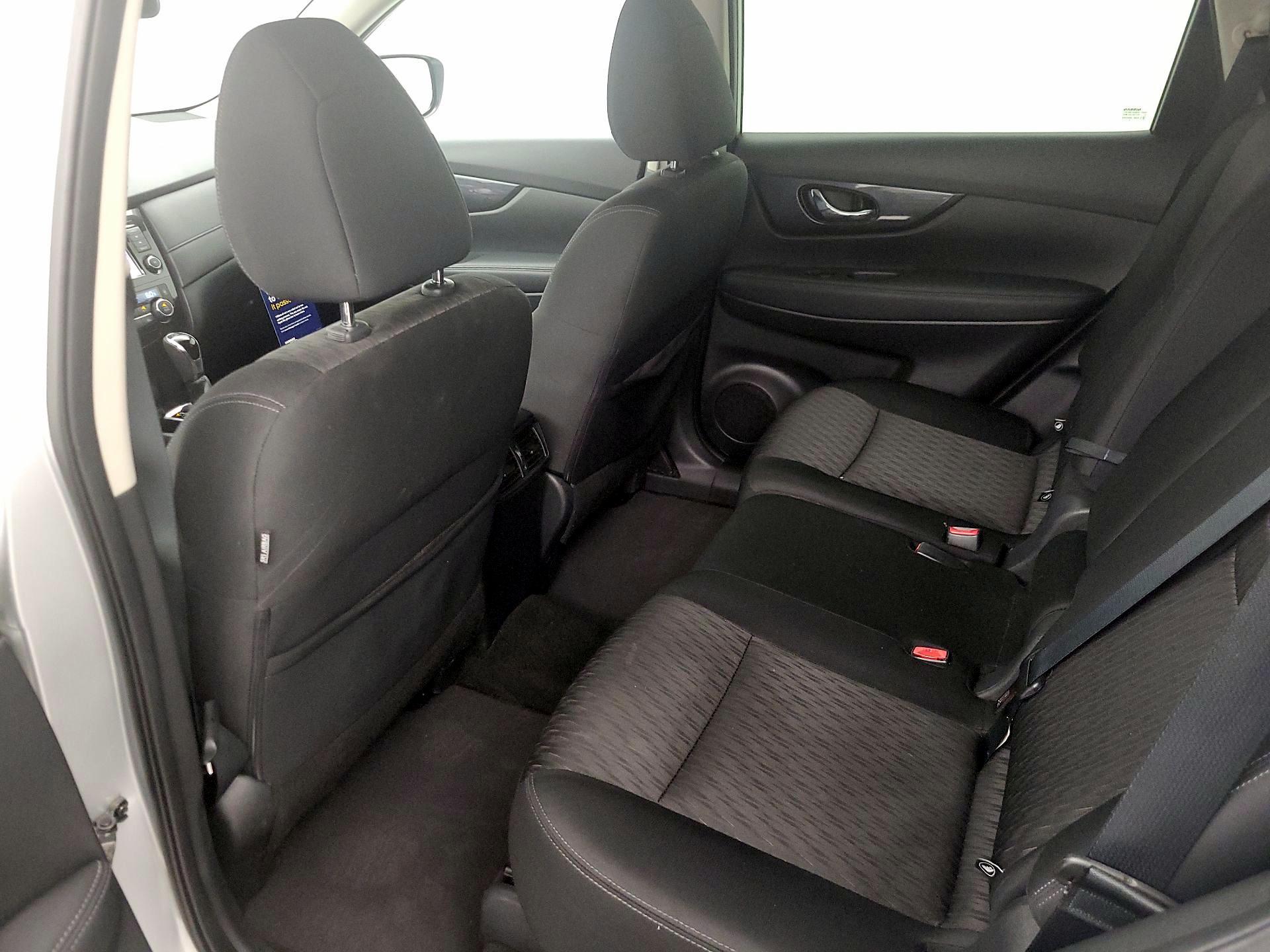 Thumbnail: 2018 Nissan Rogue - 20