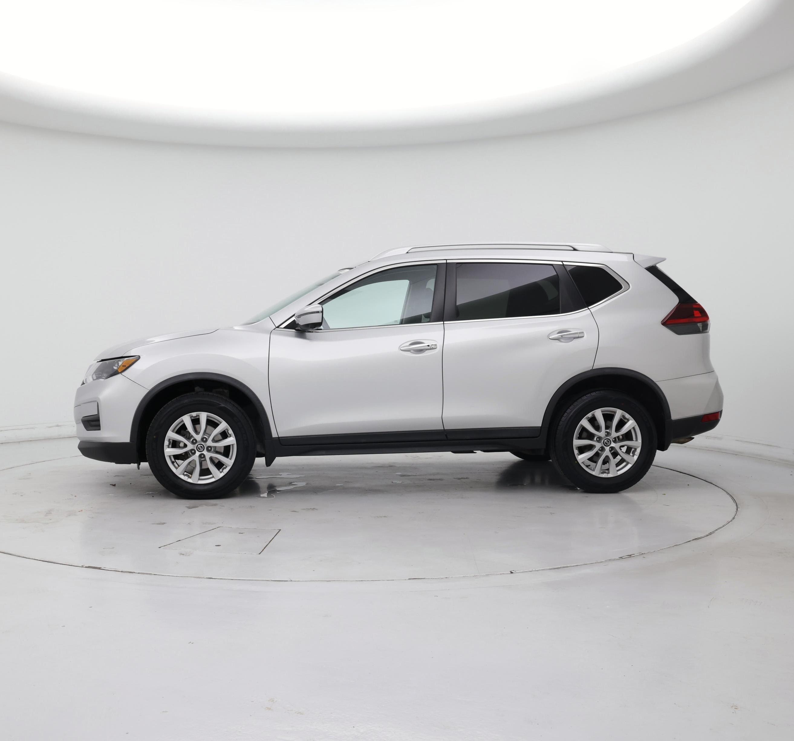 Thumbnail: 2018 Nissan Rogue - 3