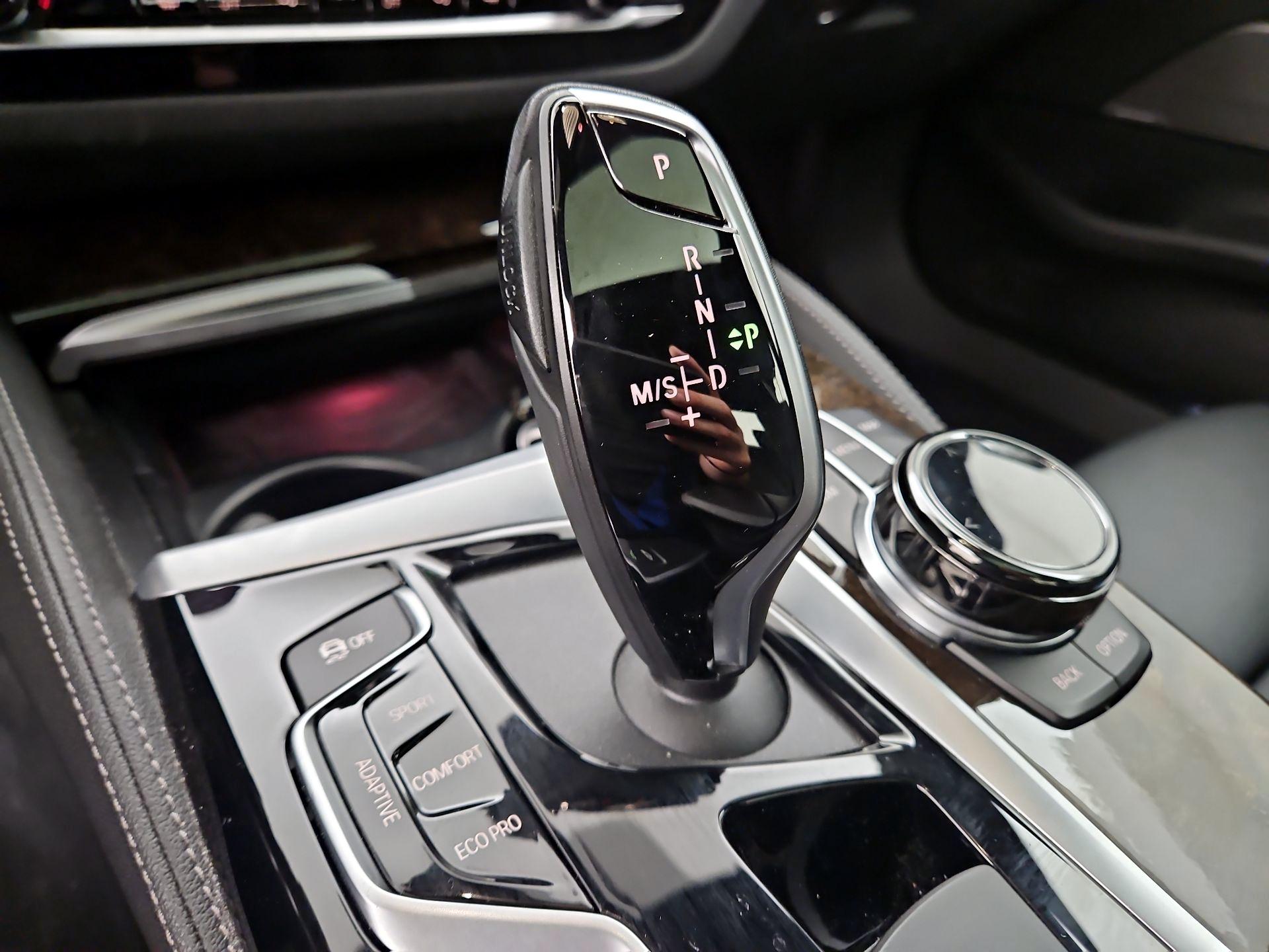 Thumbnail: 2019 BMW 5 Series - 18