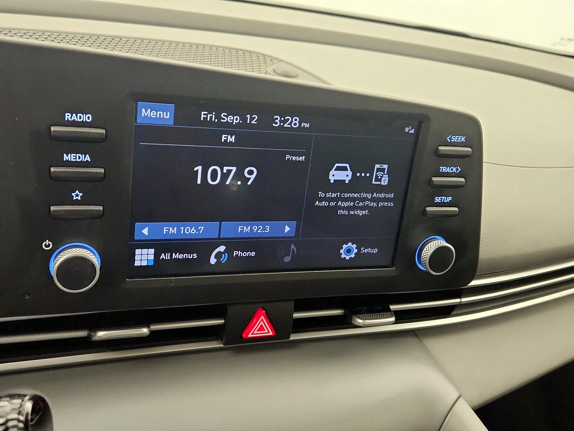 Thumbnail: 2023 Hyundai Elantra - 15