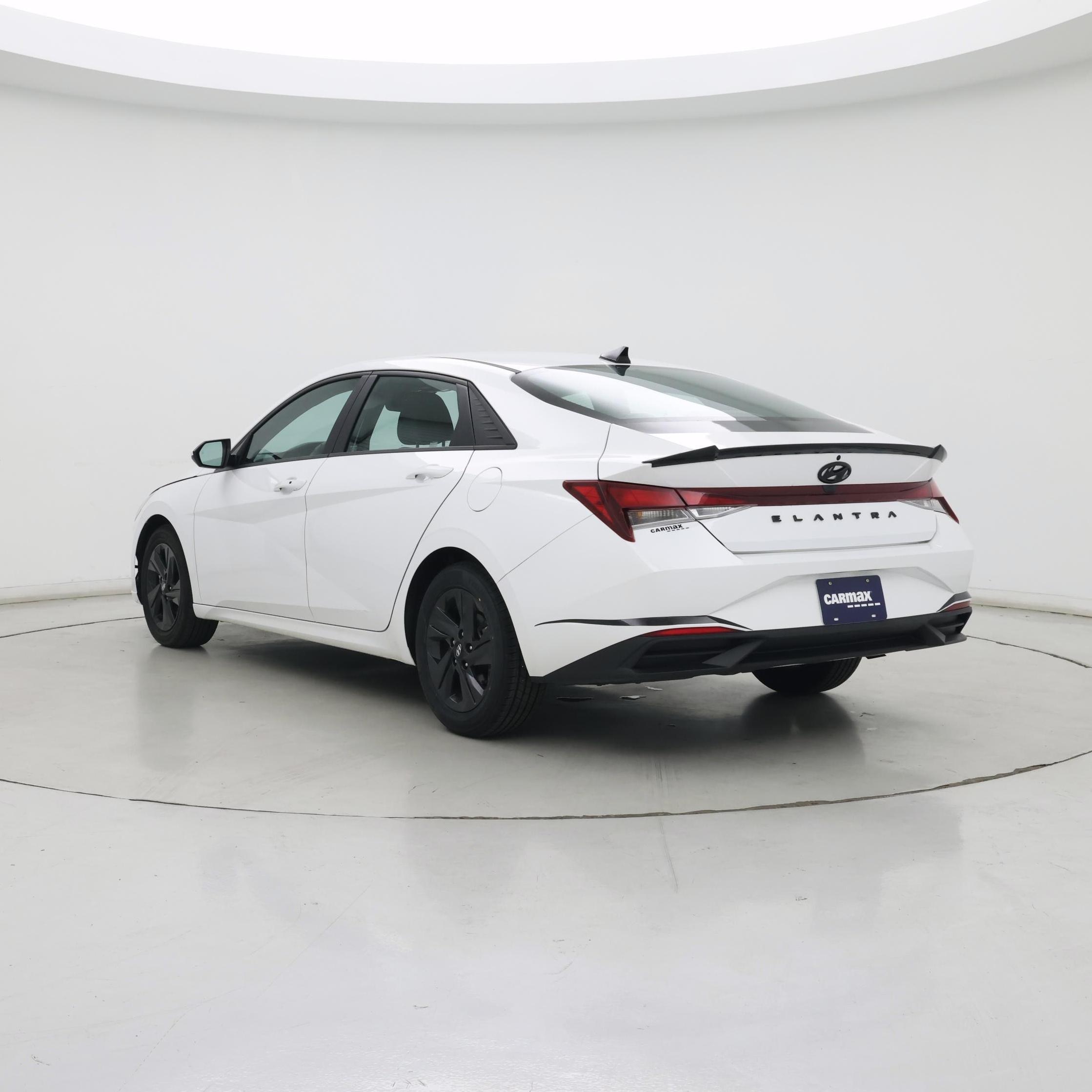 Thumbnail: 2023 Hyundai Elantra - 2