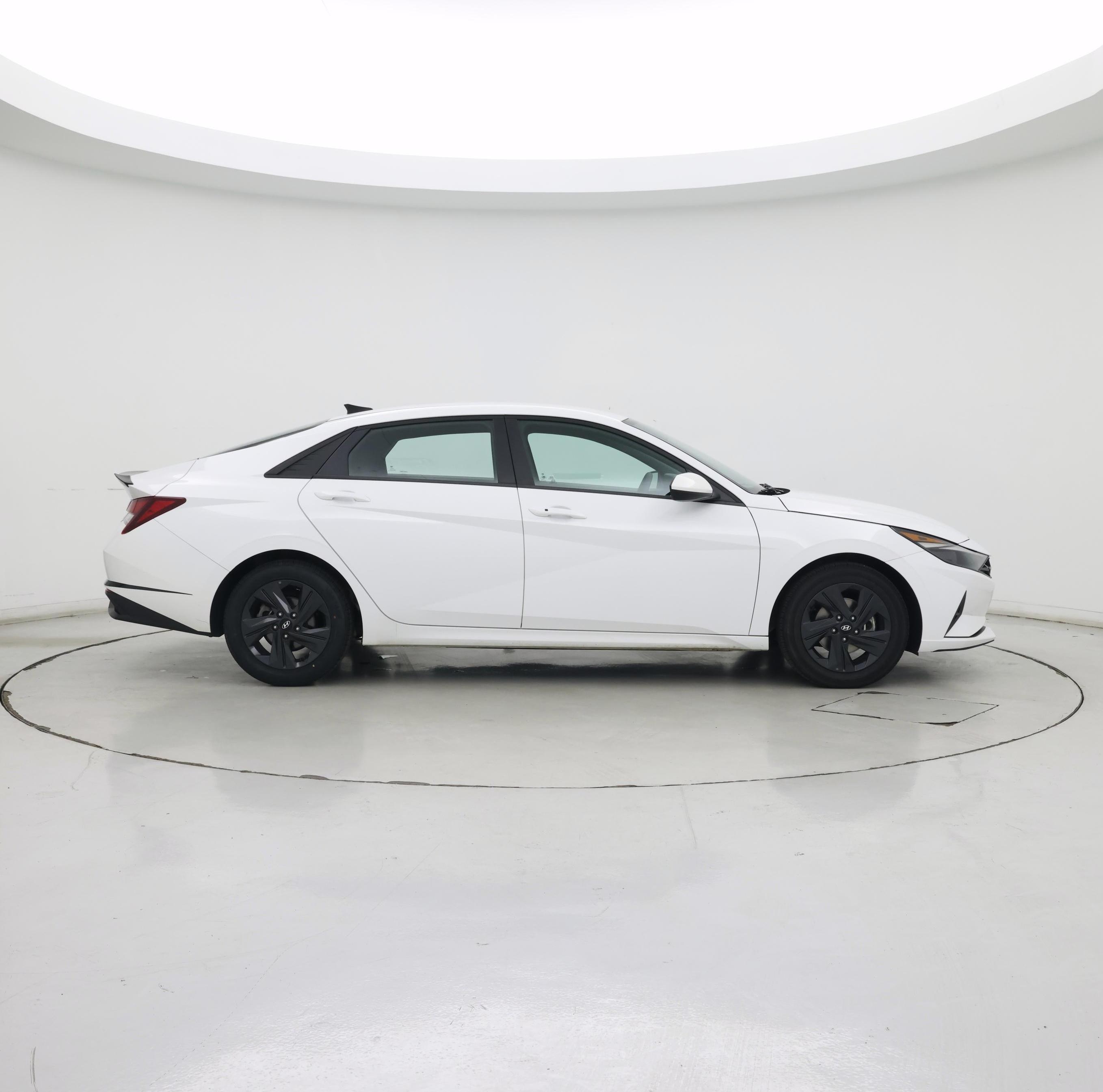 Thumbnail: 2023 Hyundai Elantra - 7