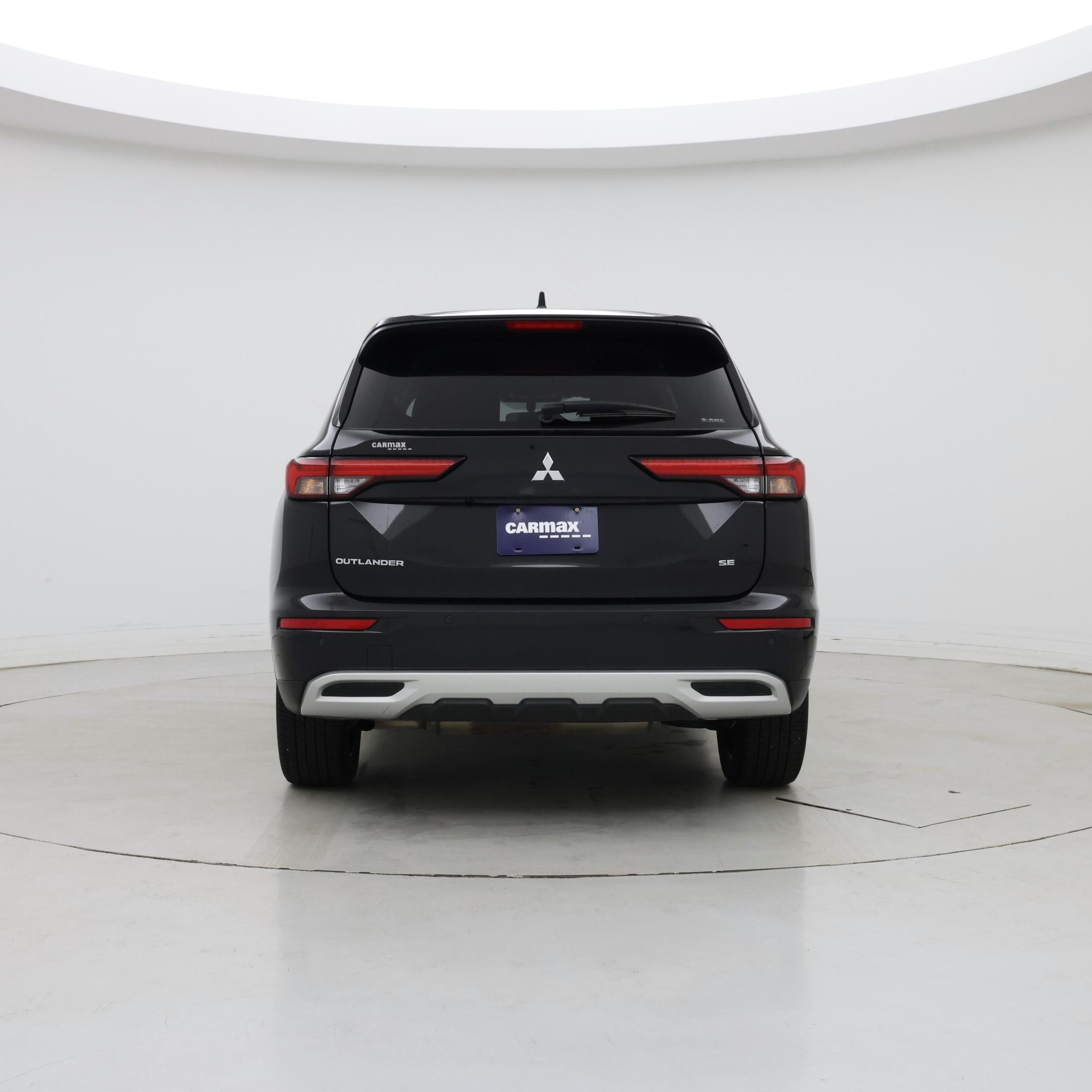 Thumbnail: 2024 Mitsubishi Outlander - 6