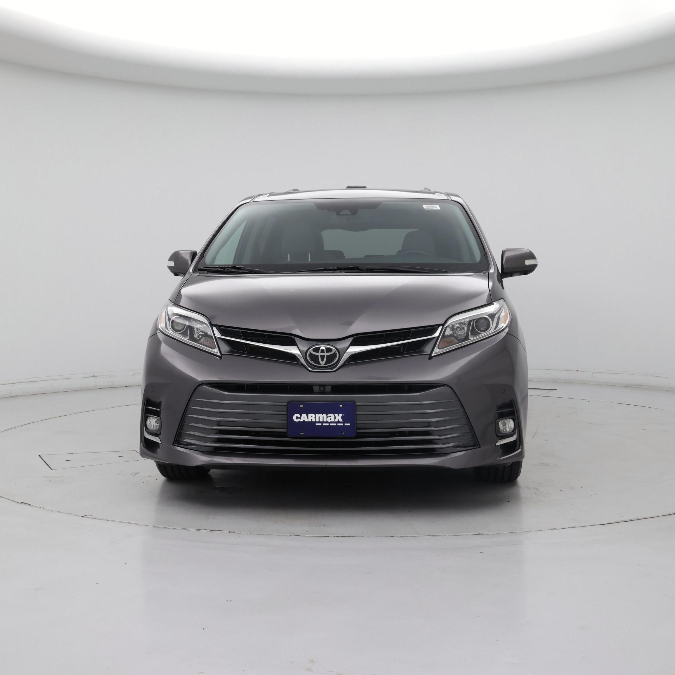 Thumbnail: 2019 Toyota Sienna - 5