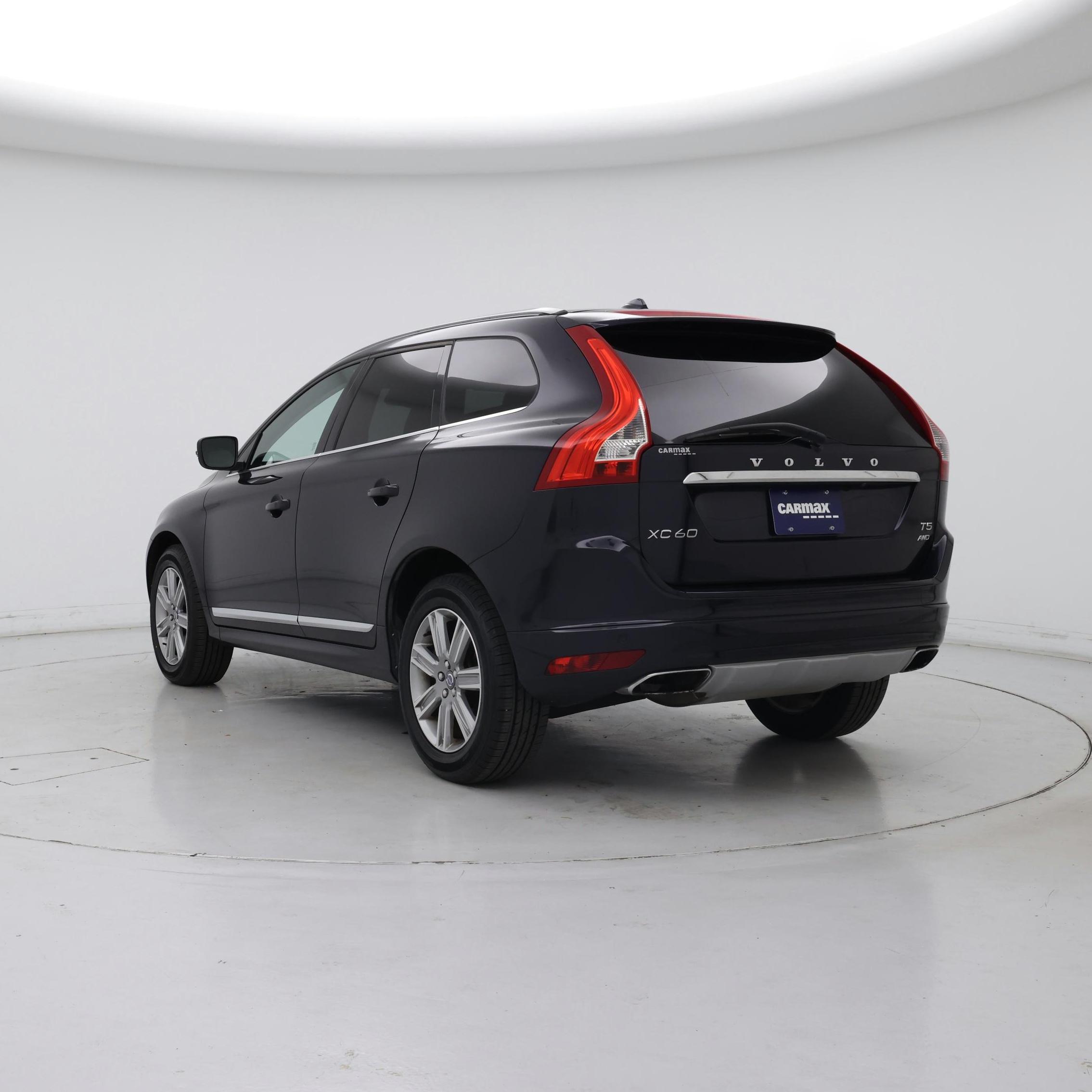 Thumbnail: 2017 Volvo XC60 - 2