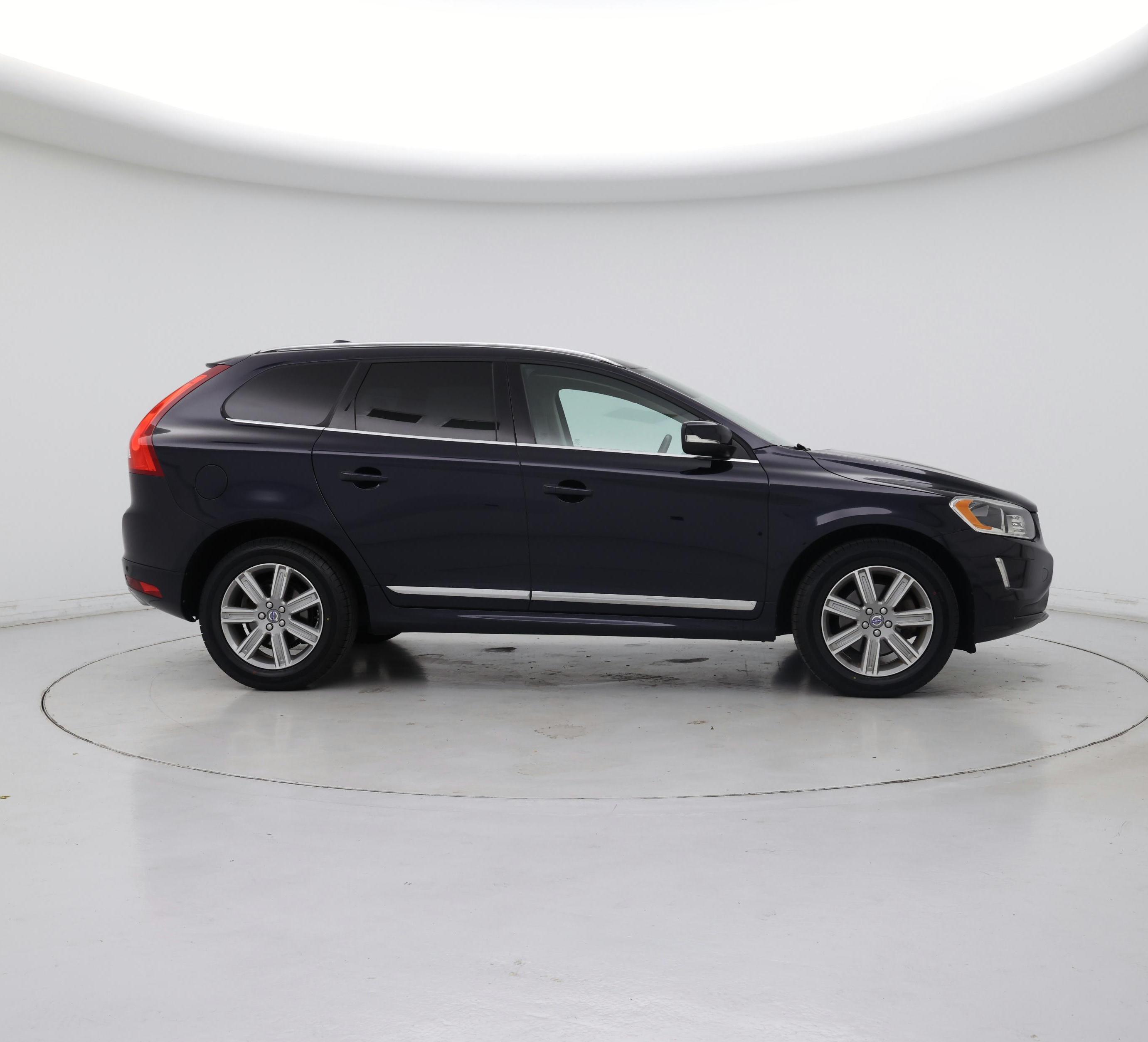 Thumbnail: 2017 Volvo XC60 - 7
