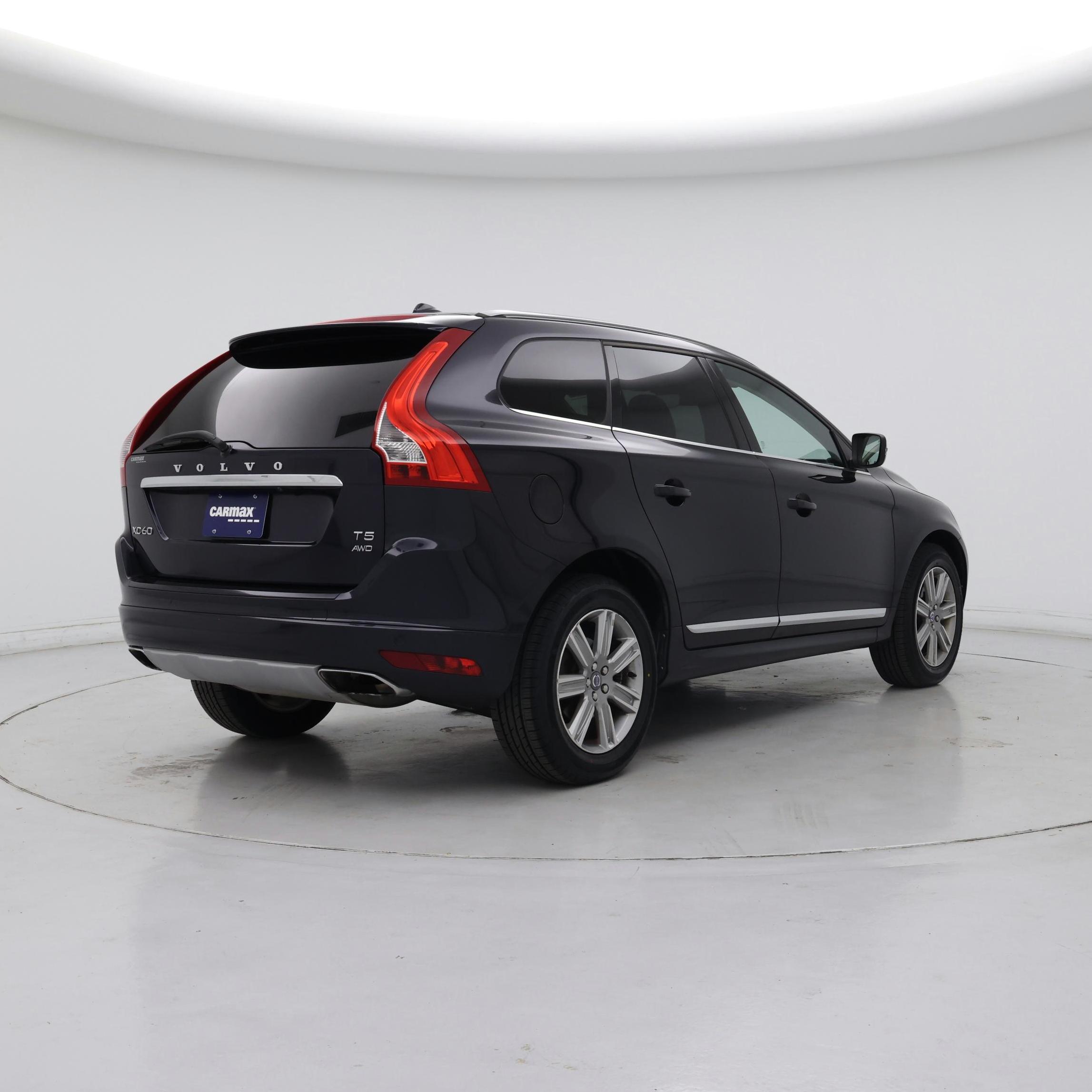 Thumbnail: 2017 Volvo XC60 - 8