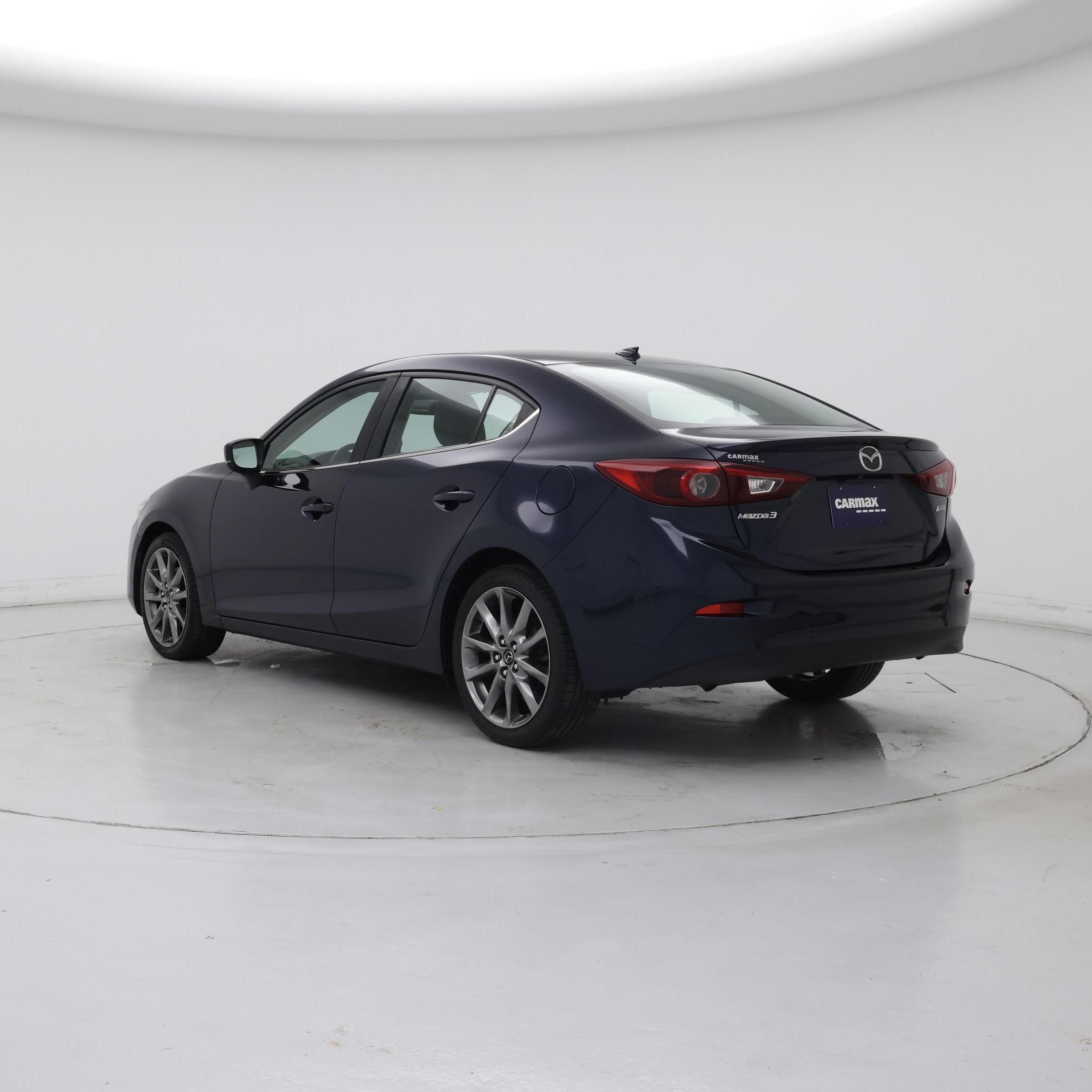 Thumbnail: 2018 Mazda Mazda3 - 2