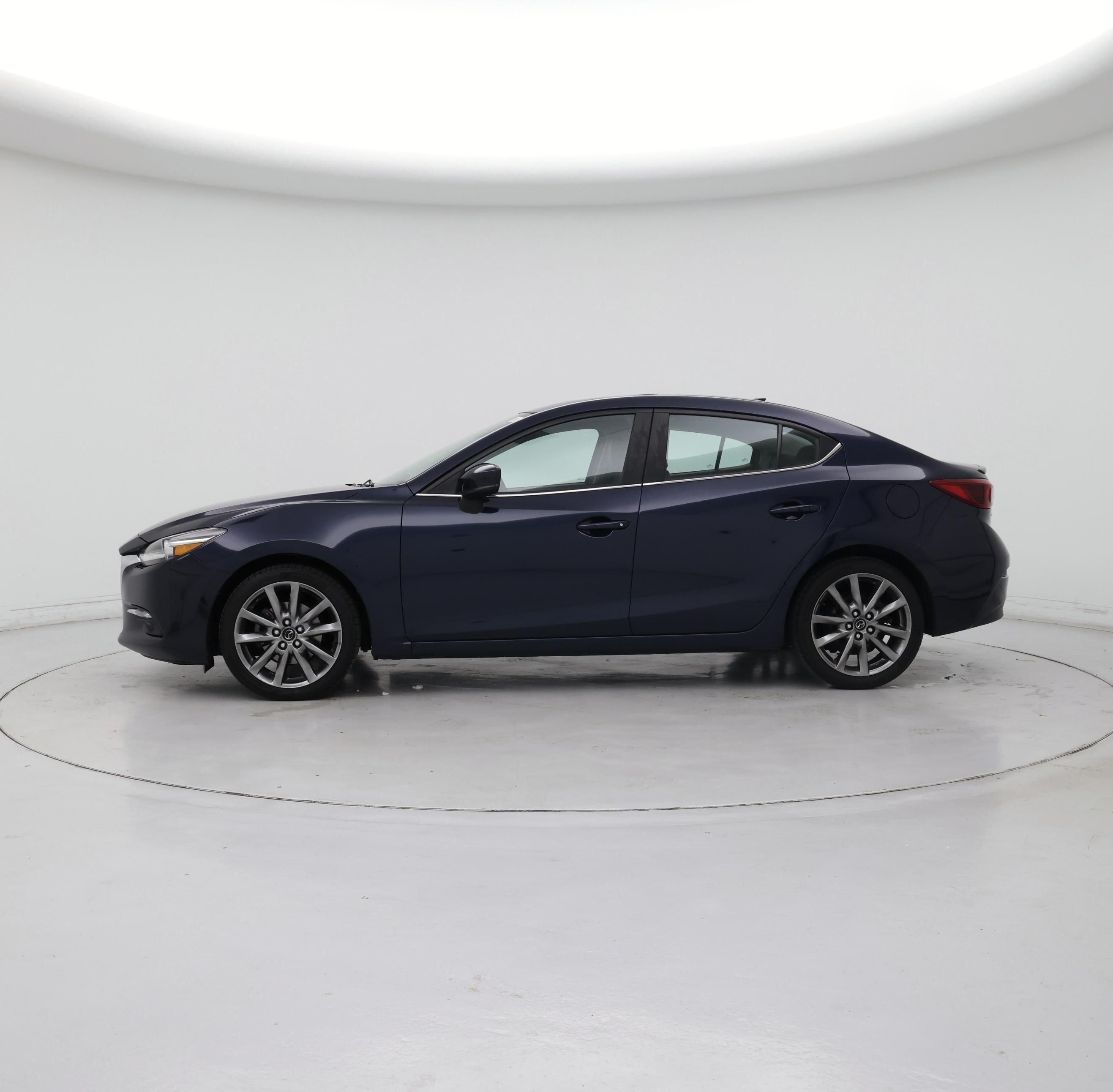 Thumbnail: 2018 Mazda Mazda3 - 3