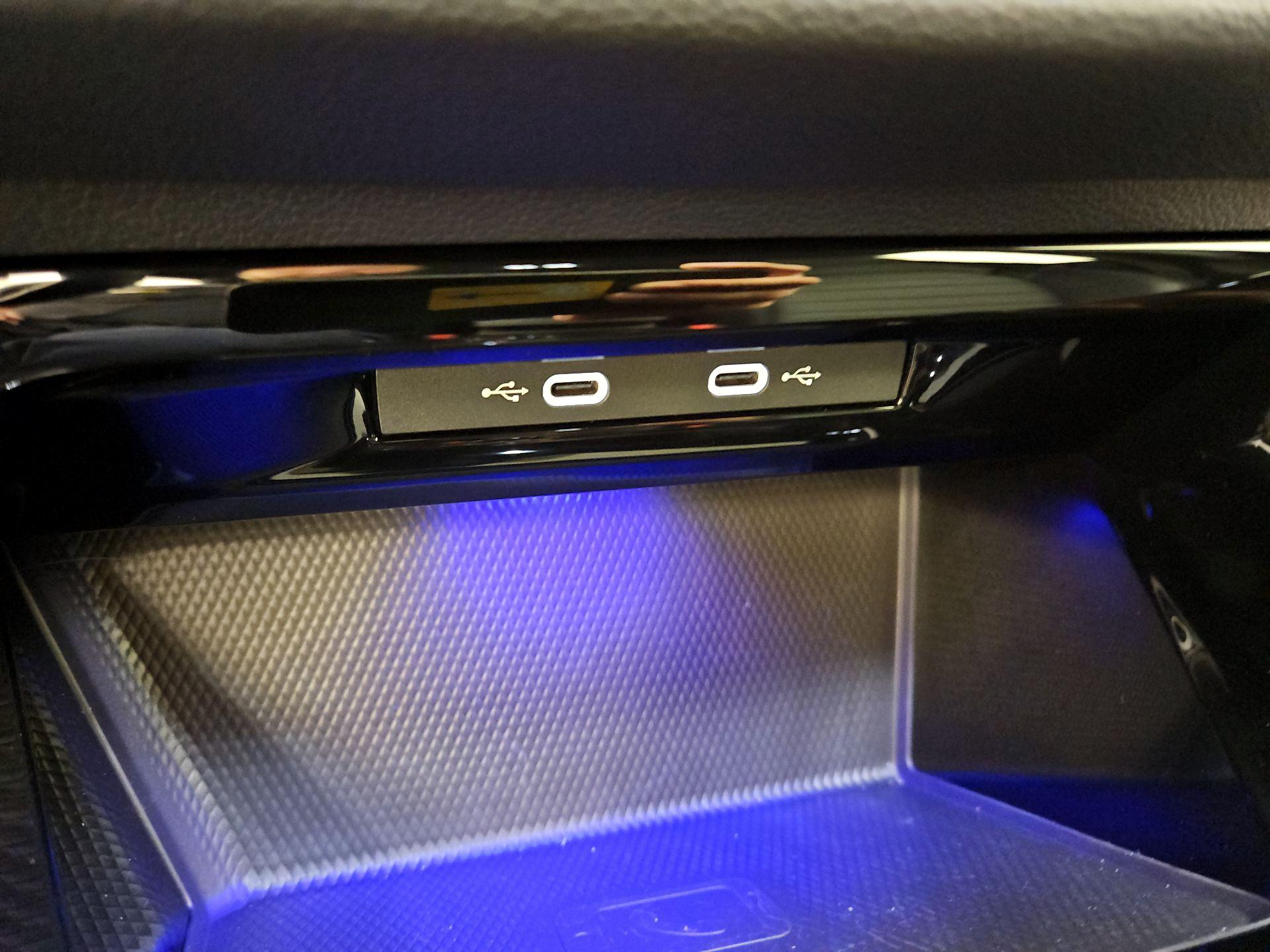 Thumbnail: 2023 Volkswagen Golf - 19