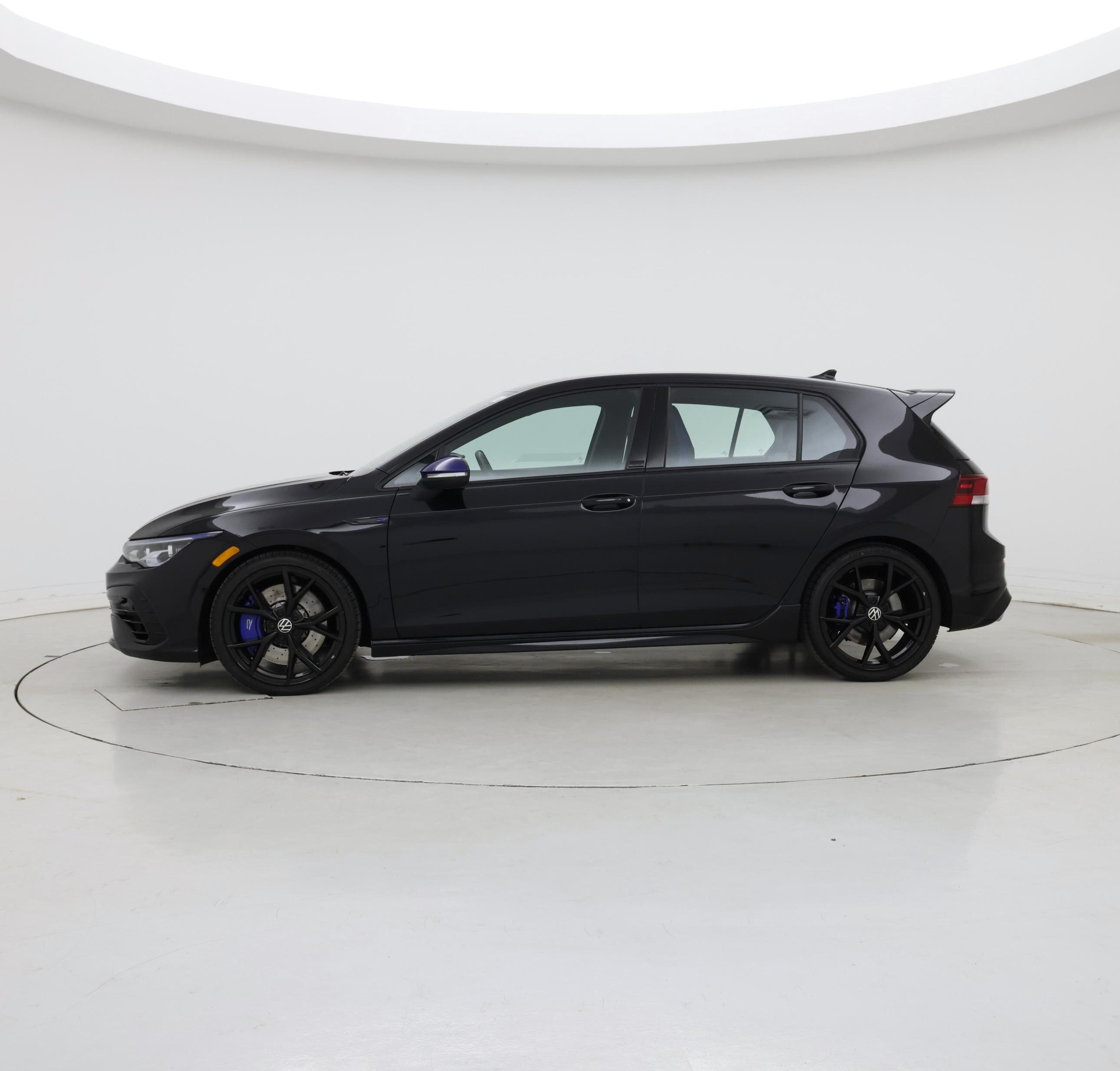 Thumbnail: 2023 Volkswagen Golf - 3