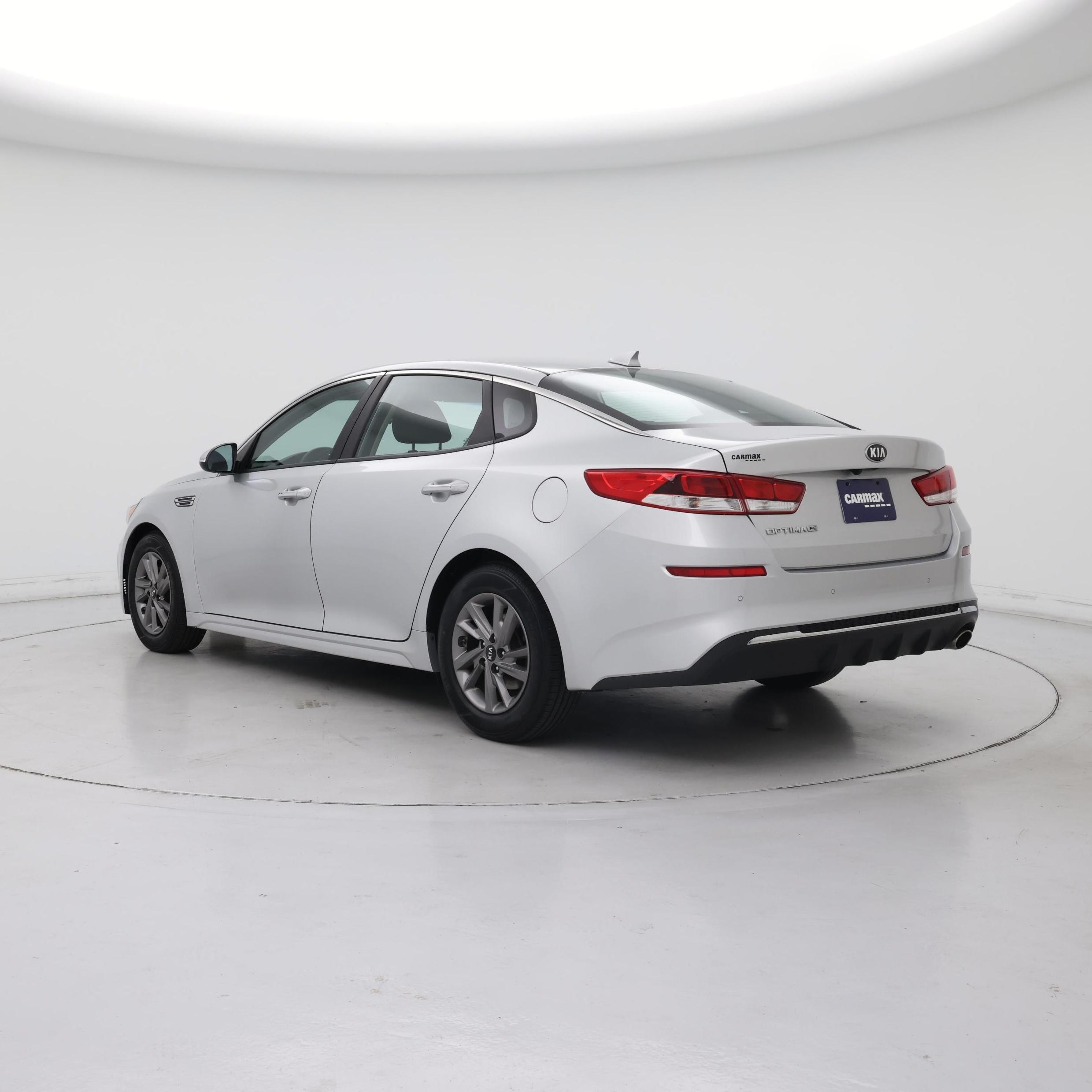 Thumbnail: 2020 Kia Optima - 2