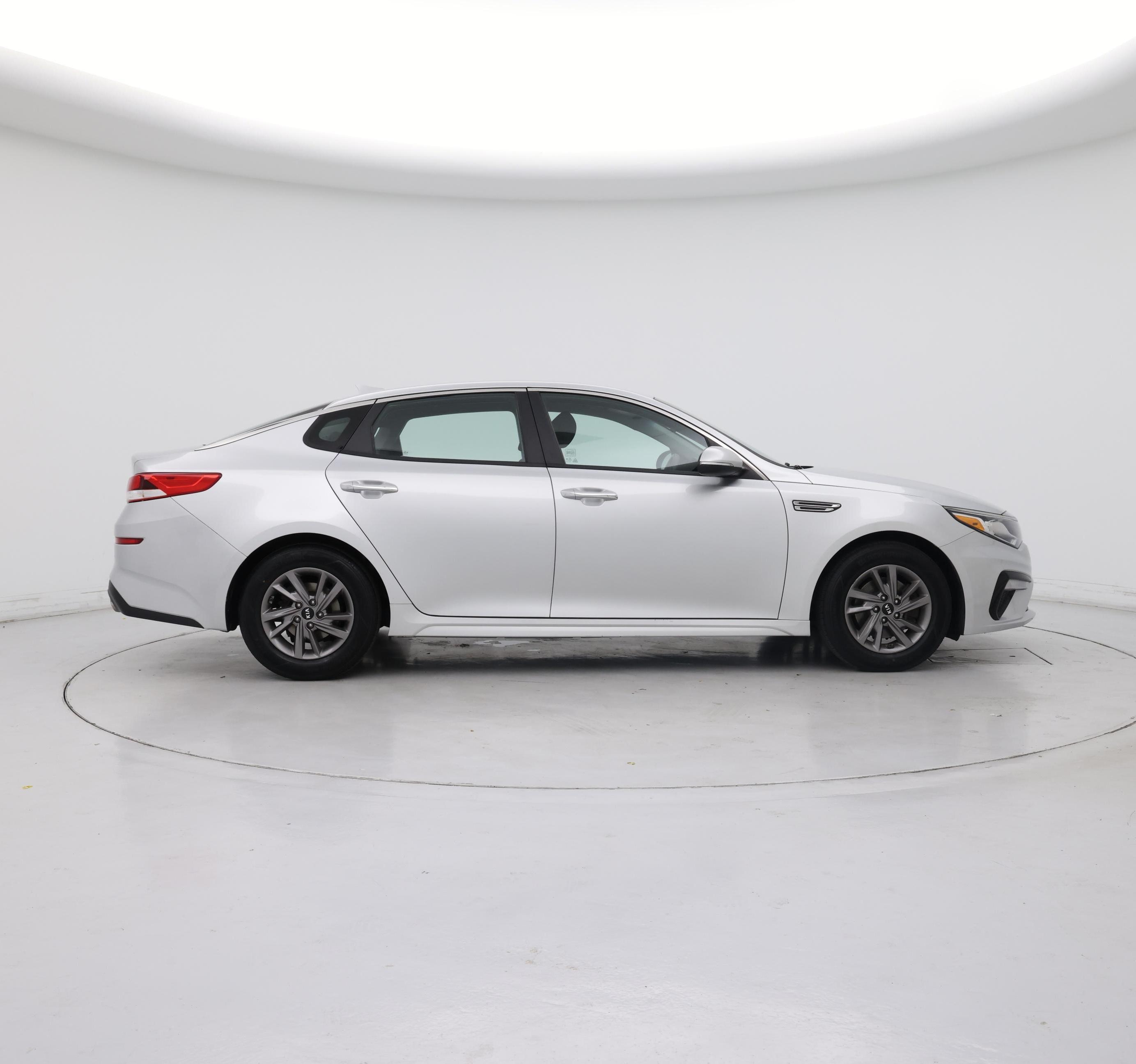 Thumbnail: 2020 Kia Optima - 7