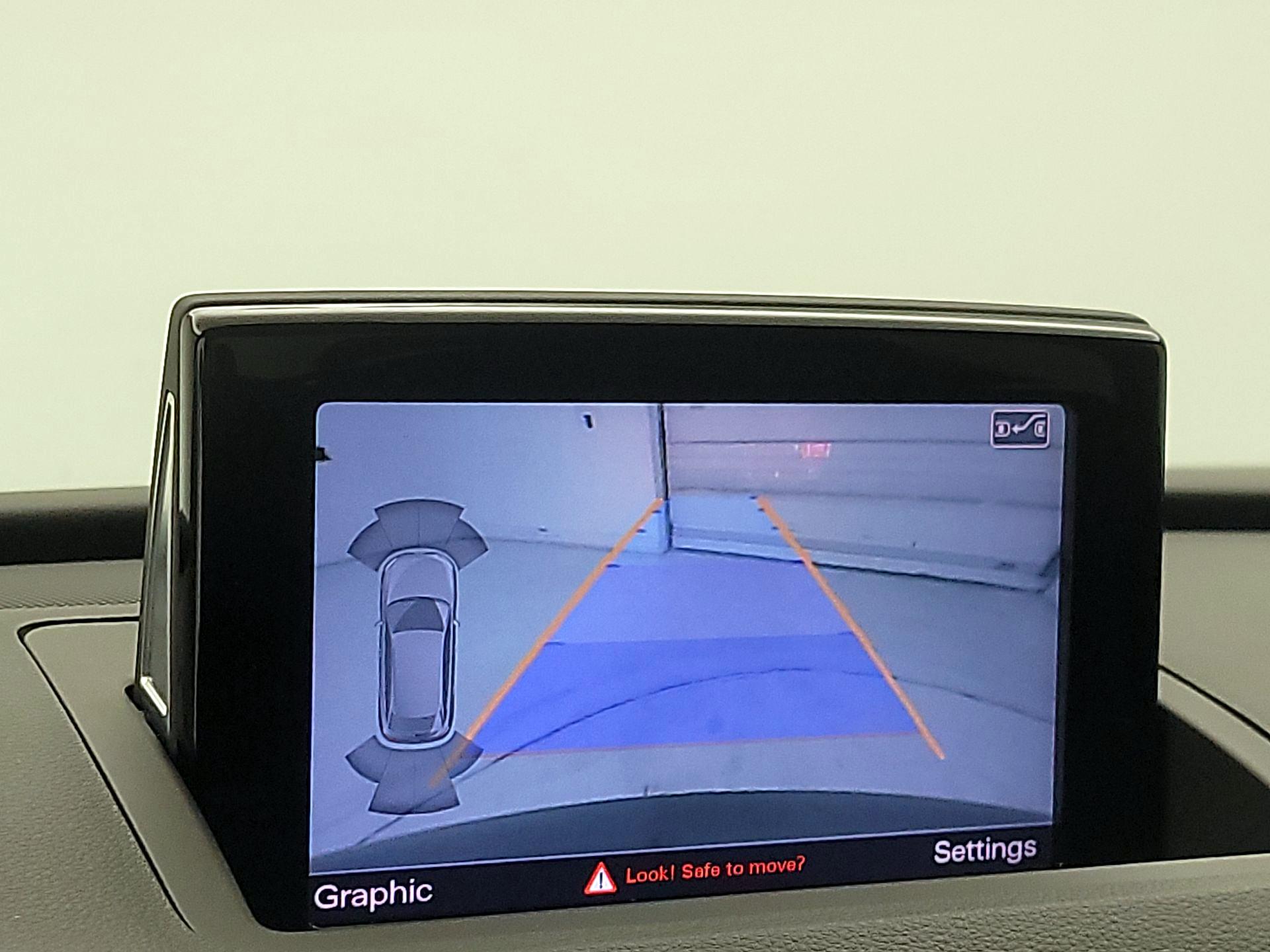 Thumbnail: 2018 Audi Q3 - 15