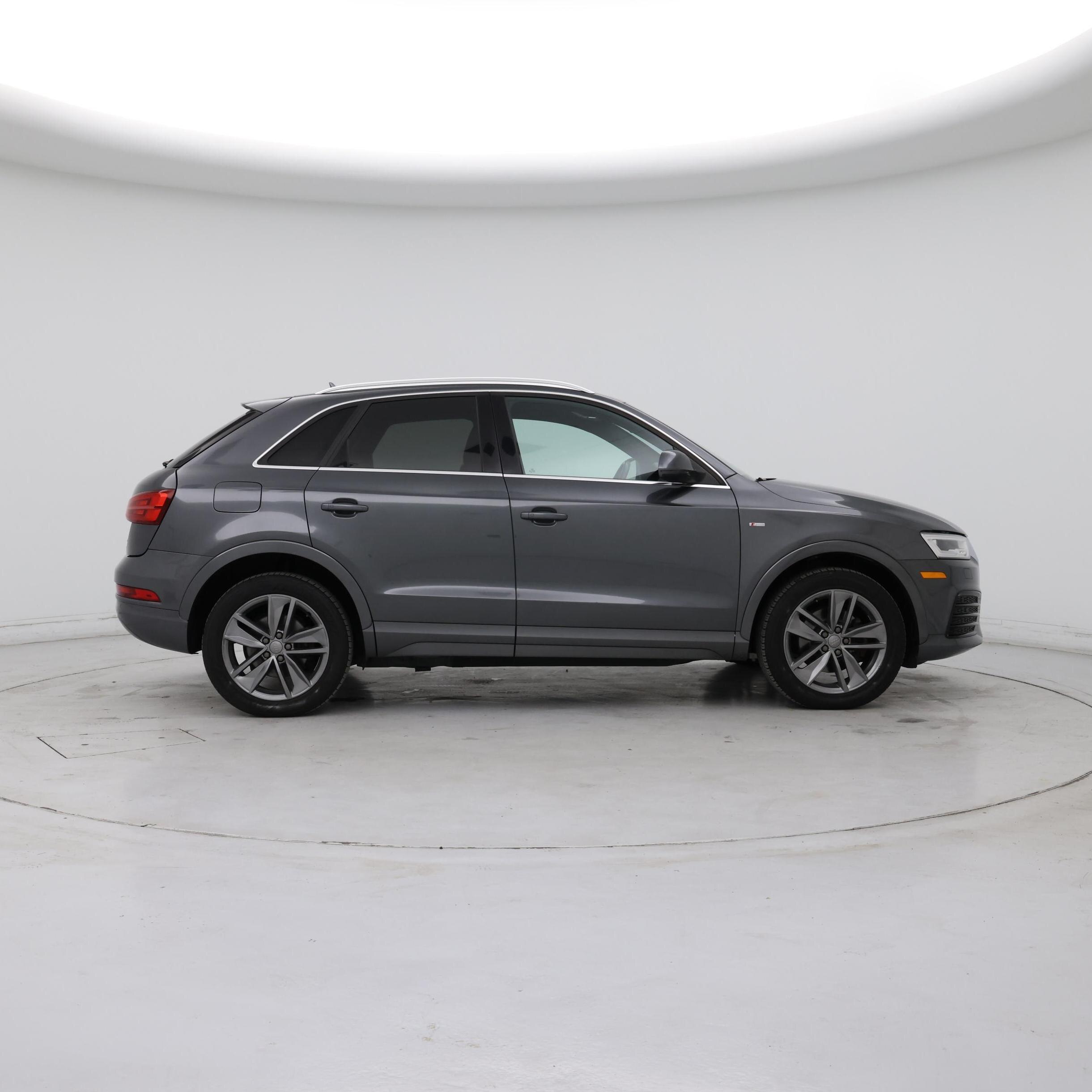 Thumbnail: 2018 Audi Q3 - 7