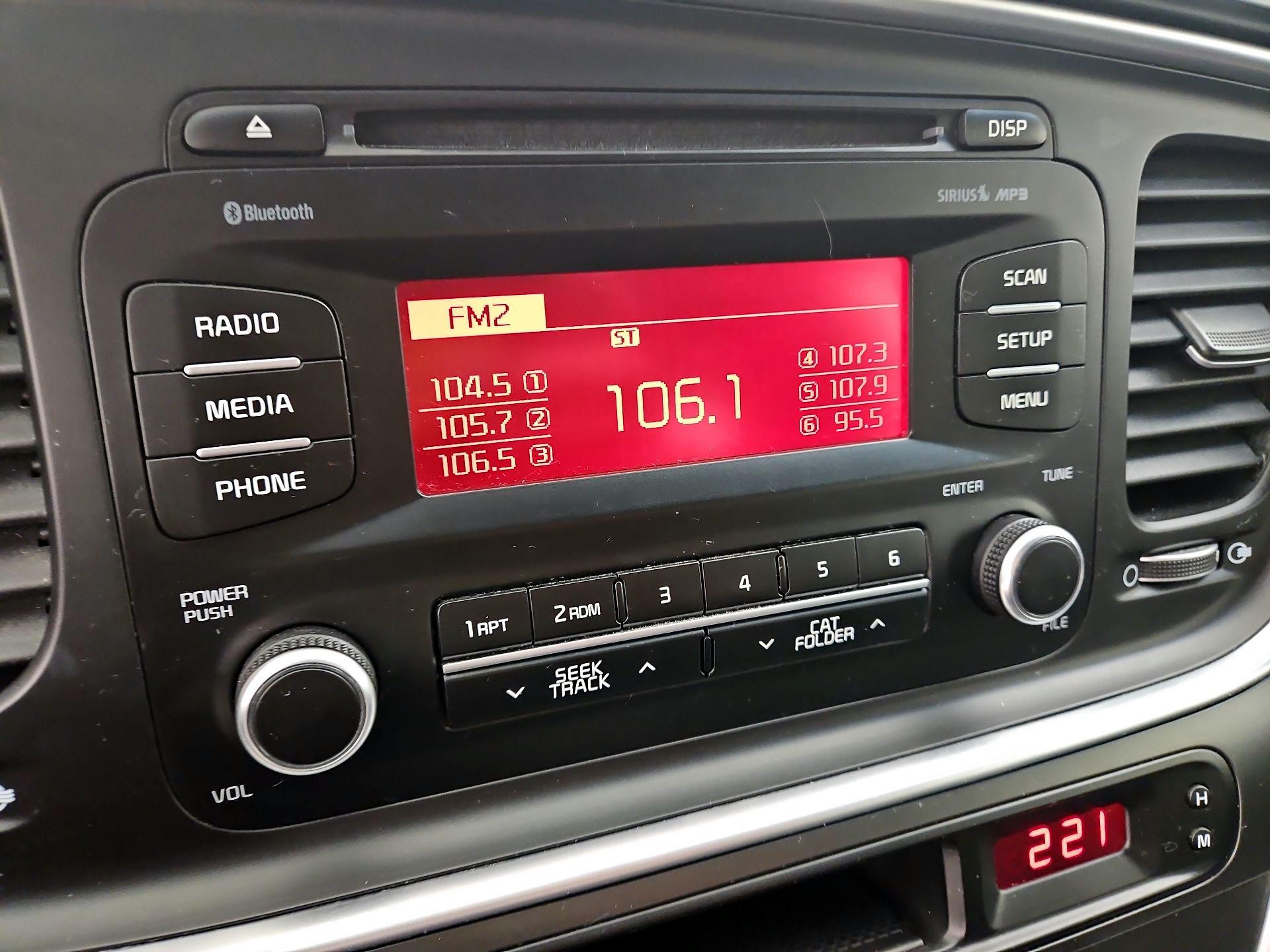 Thumbnail: 2015 Kia Optima - 14