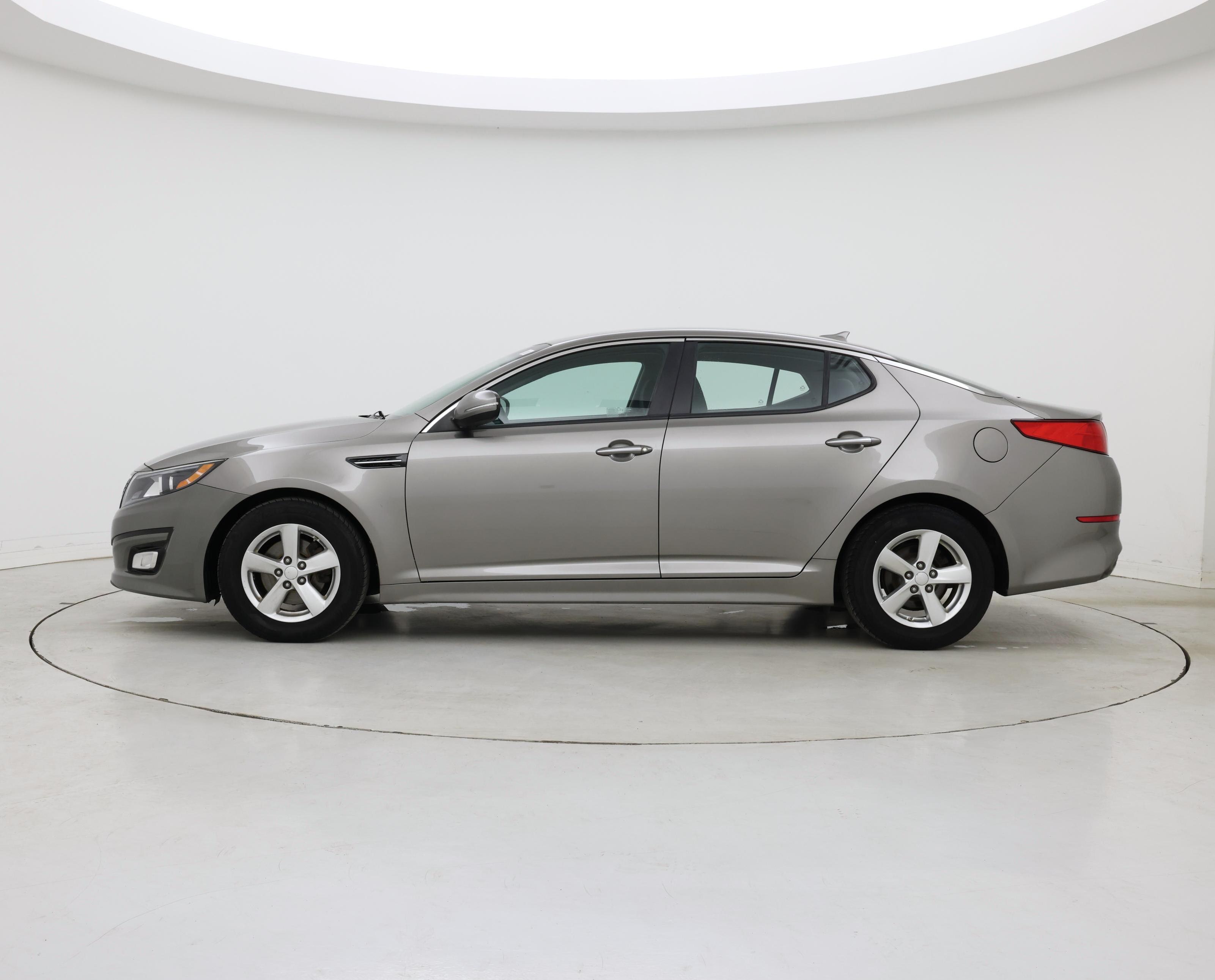 Thumbnail: 2015 Kia Optima - 3