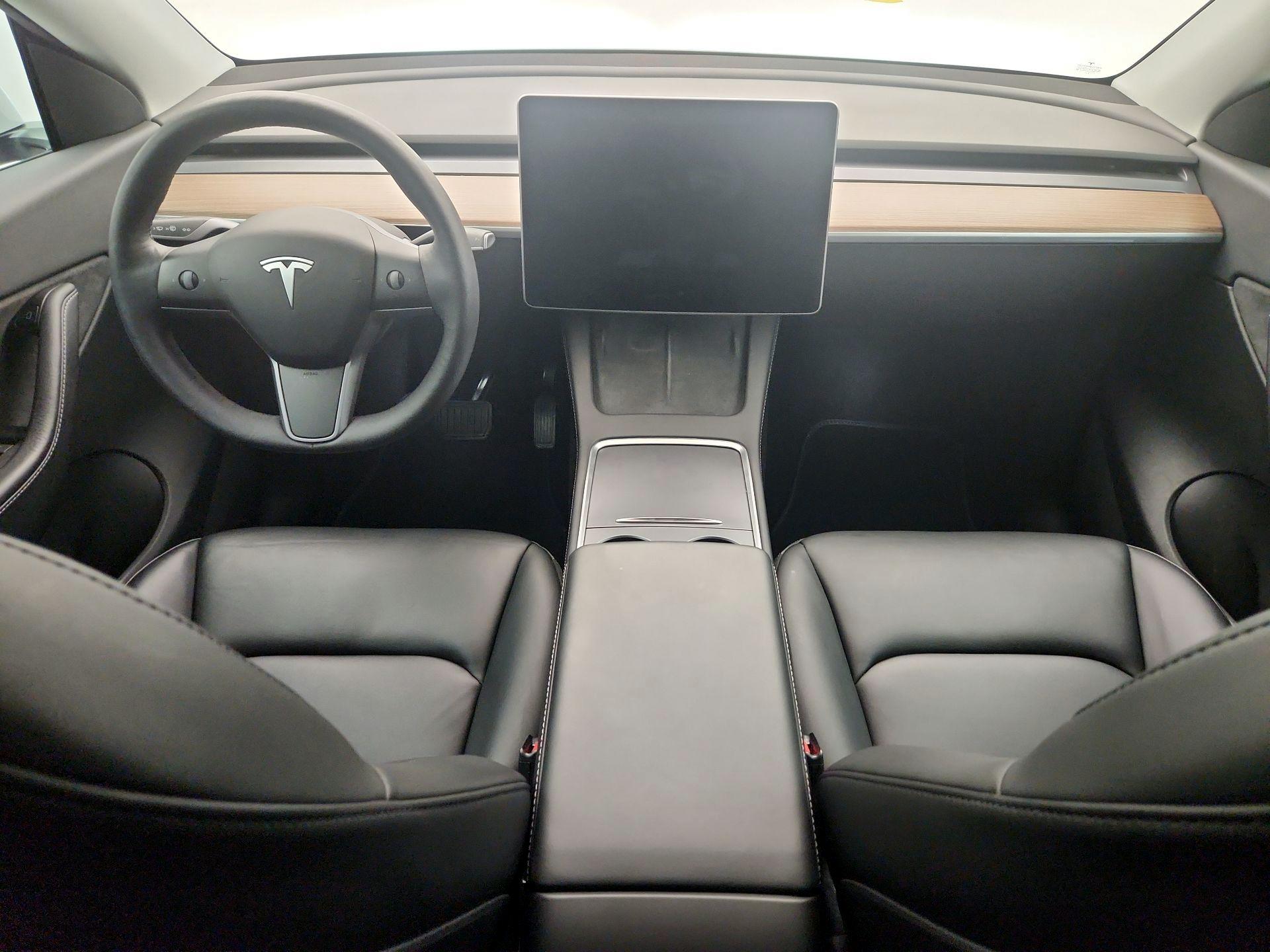 Thumbnail: 2022 Tesla Model Y - 9