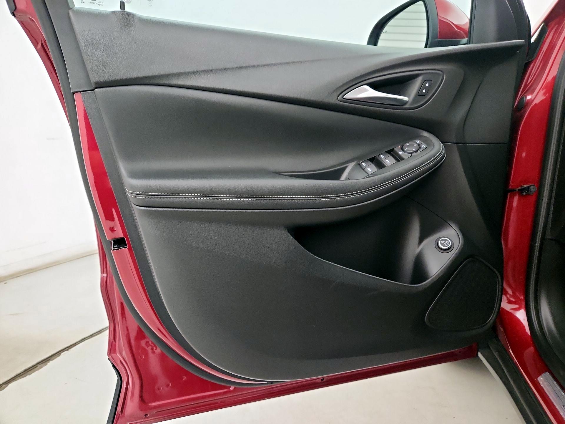 Thumbnail: 2021 Buick Encore GX - 12