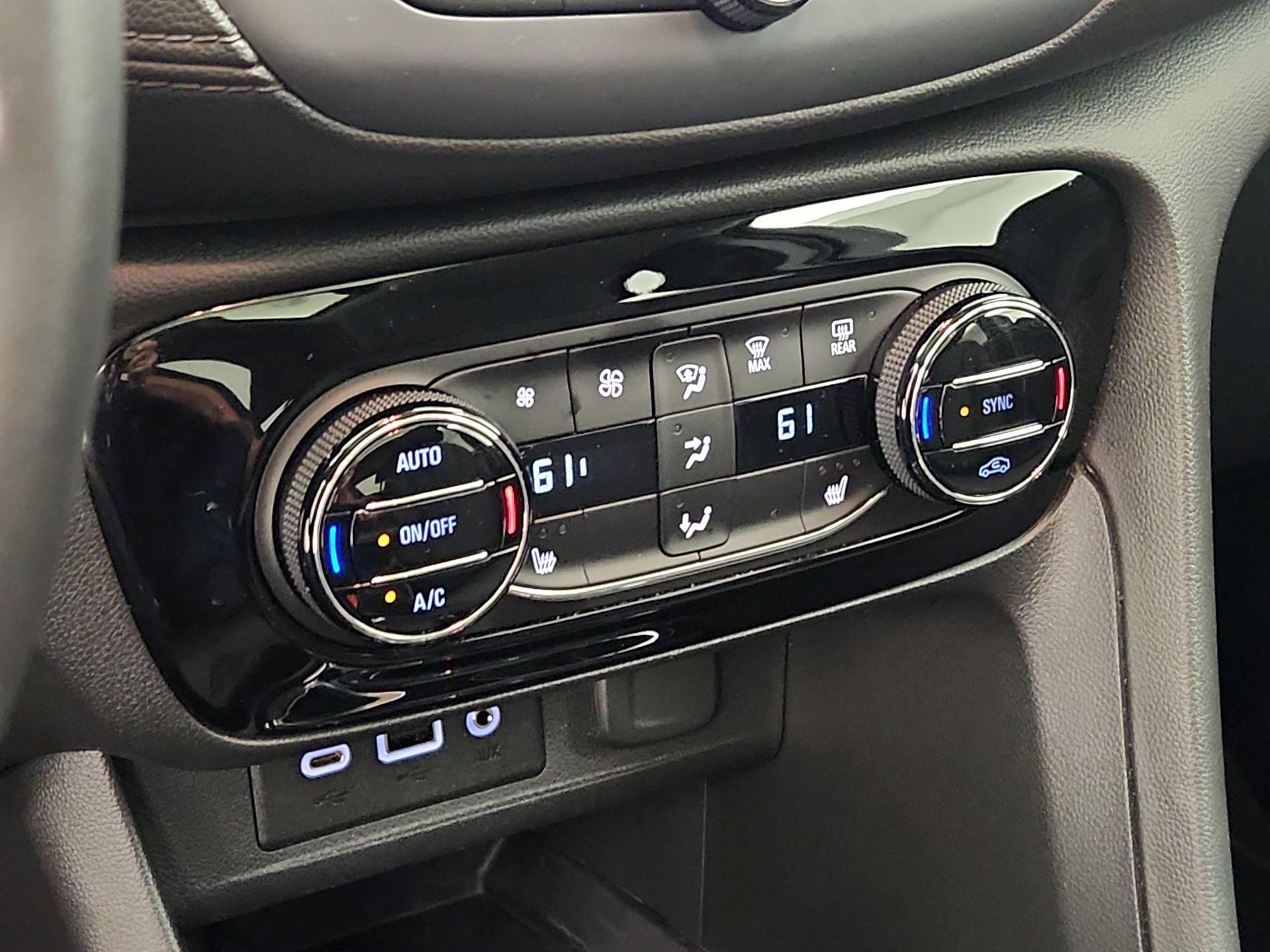 Thumbnail: 2021 Buick Encore GX - 16