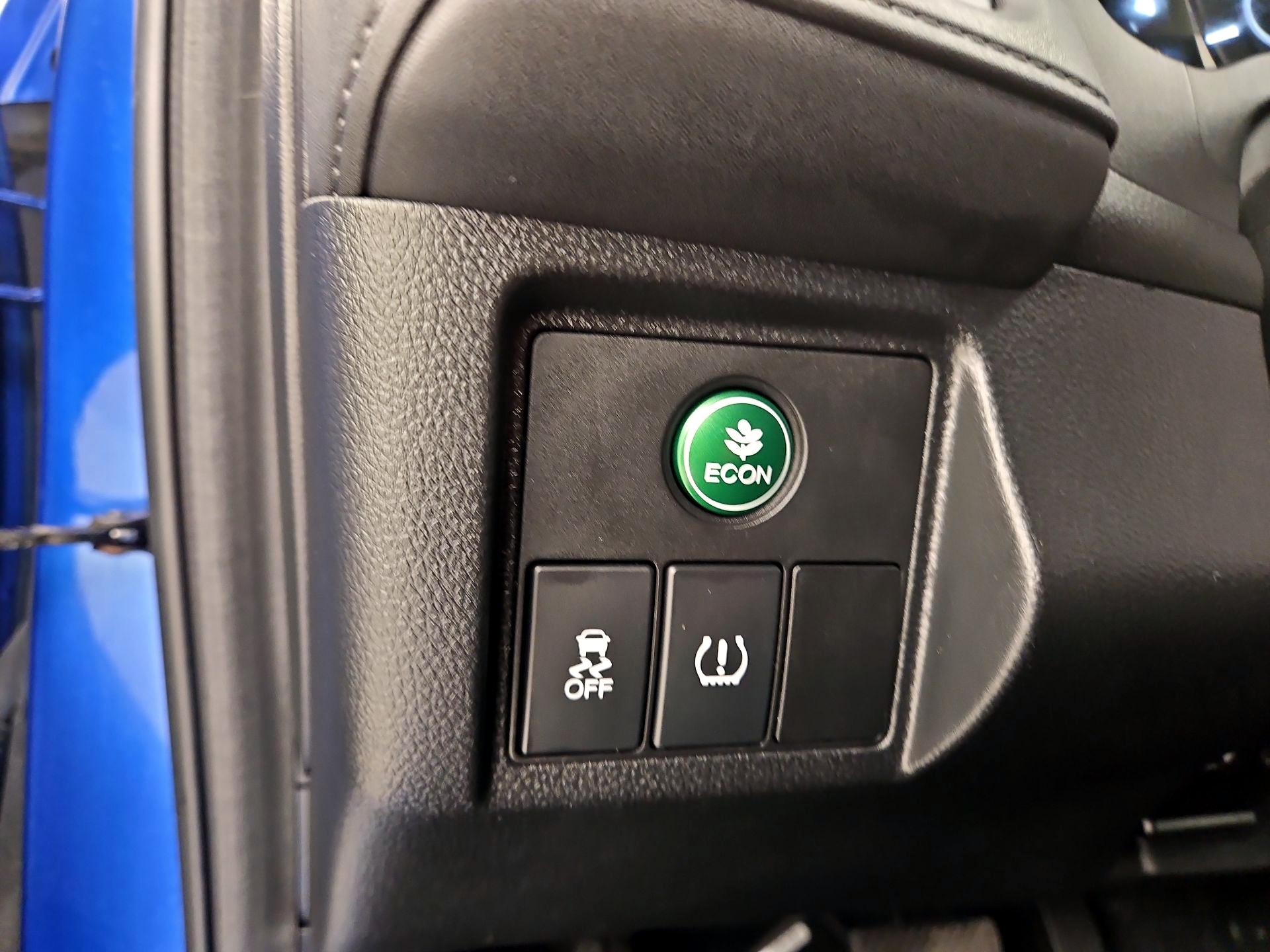 Thumbnail: 2018 Honda HR-V - 13