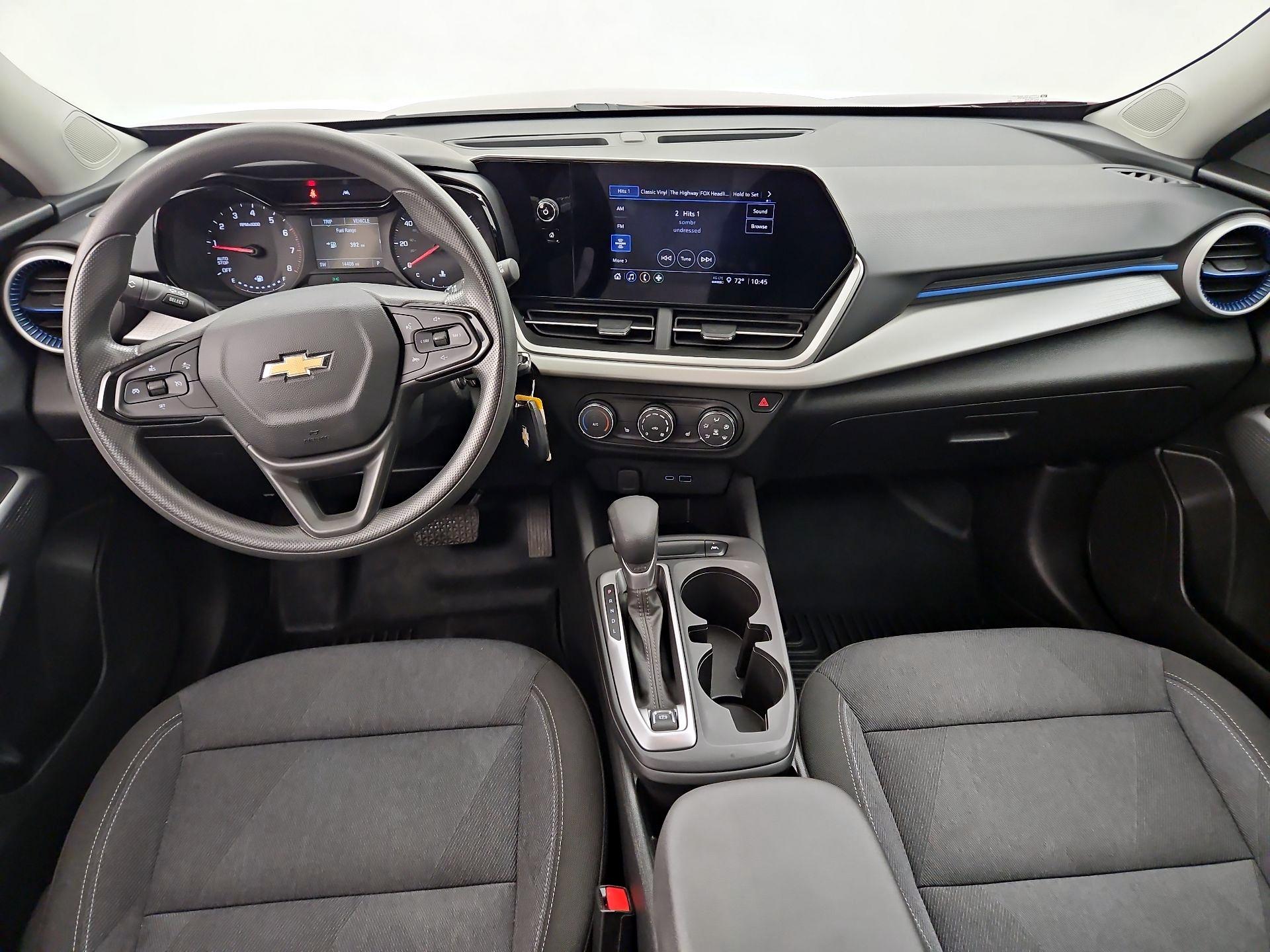 Thumbnail: 2024 Chevrolet Trax - 9