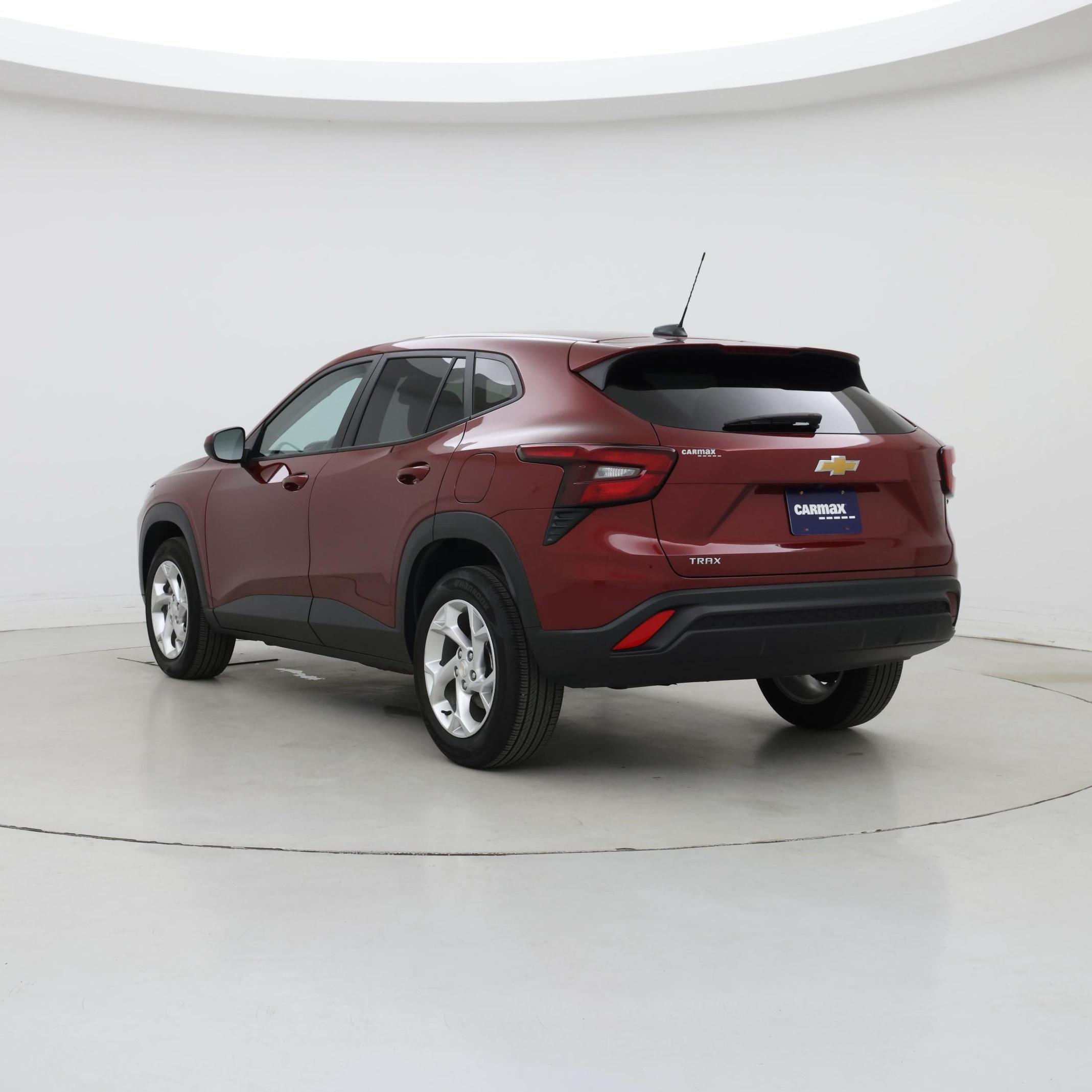 Thumbnail: 2024 Chevrolet Trax - 2