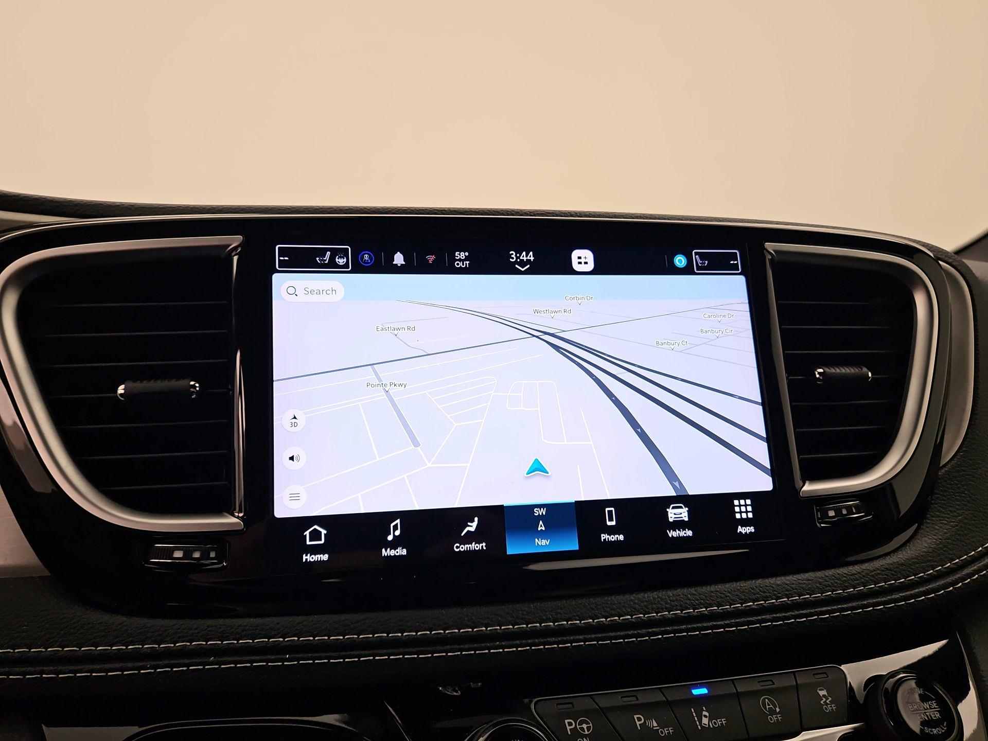Thumbnail: 2023 Chrysler Pacifica - 14