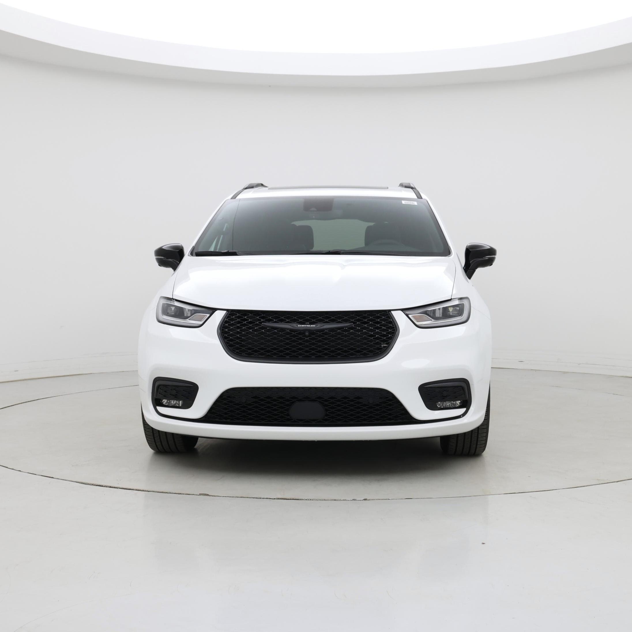 Thumbnail: 2023 Chrysler Pacifica - 5