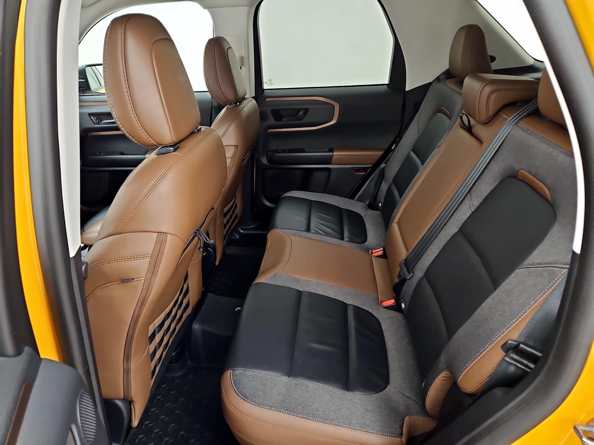 Thumbnail: 2022 Ford Bronco Sport - 19